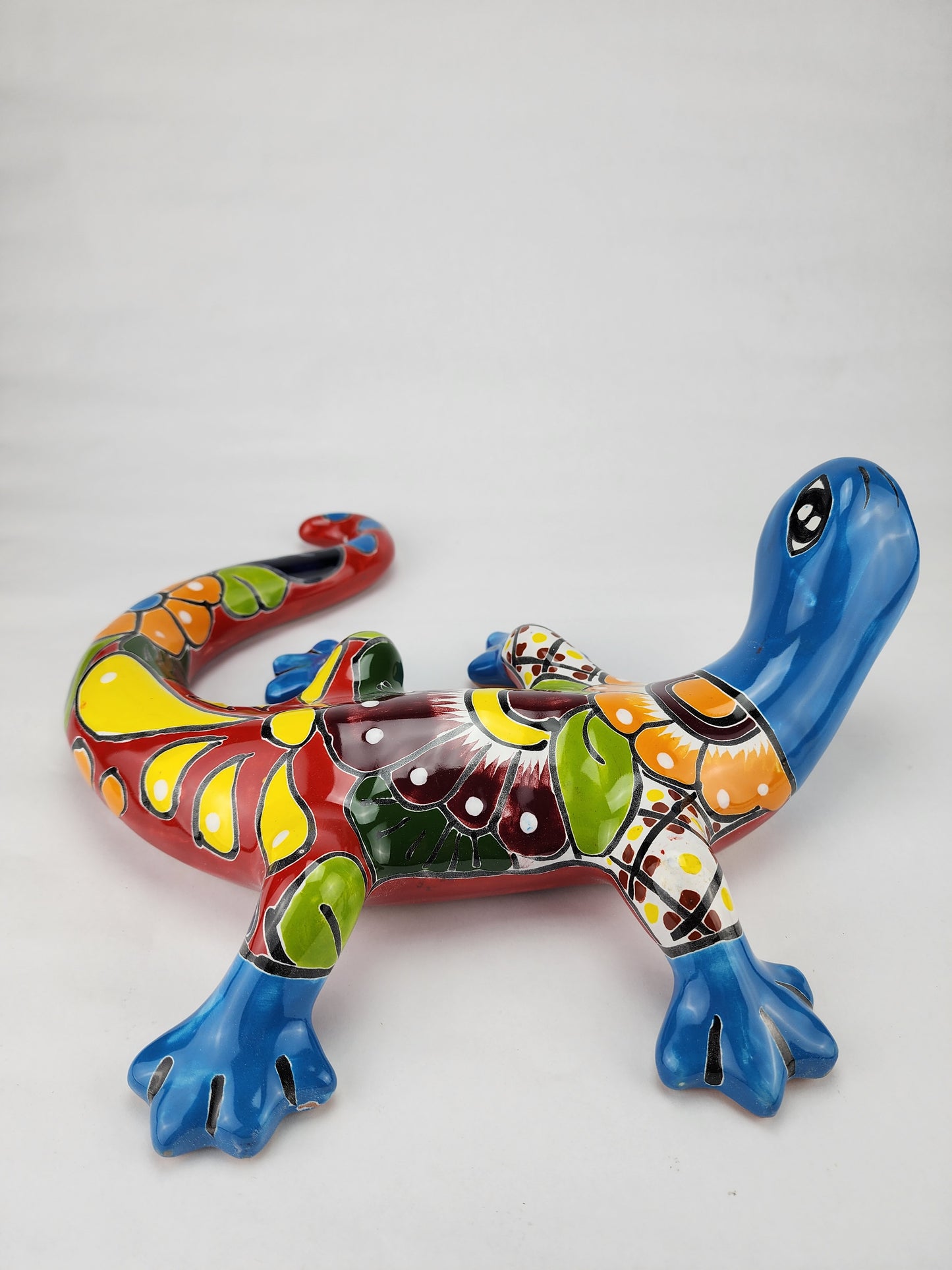 Handcrafted Talavera Gecko – Colorful Mexican Wall Art