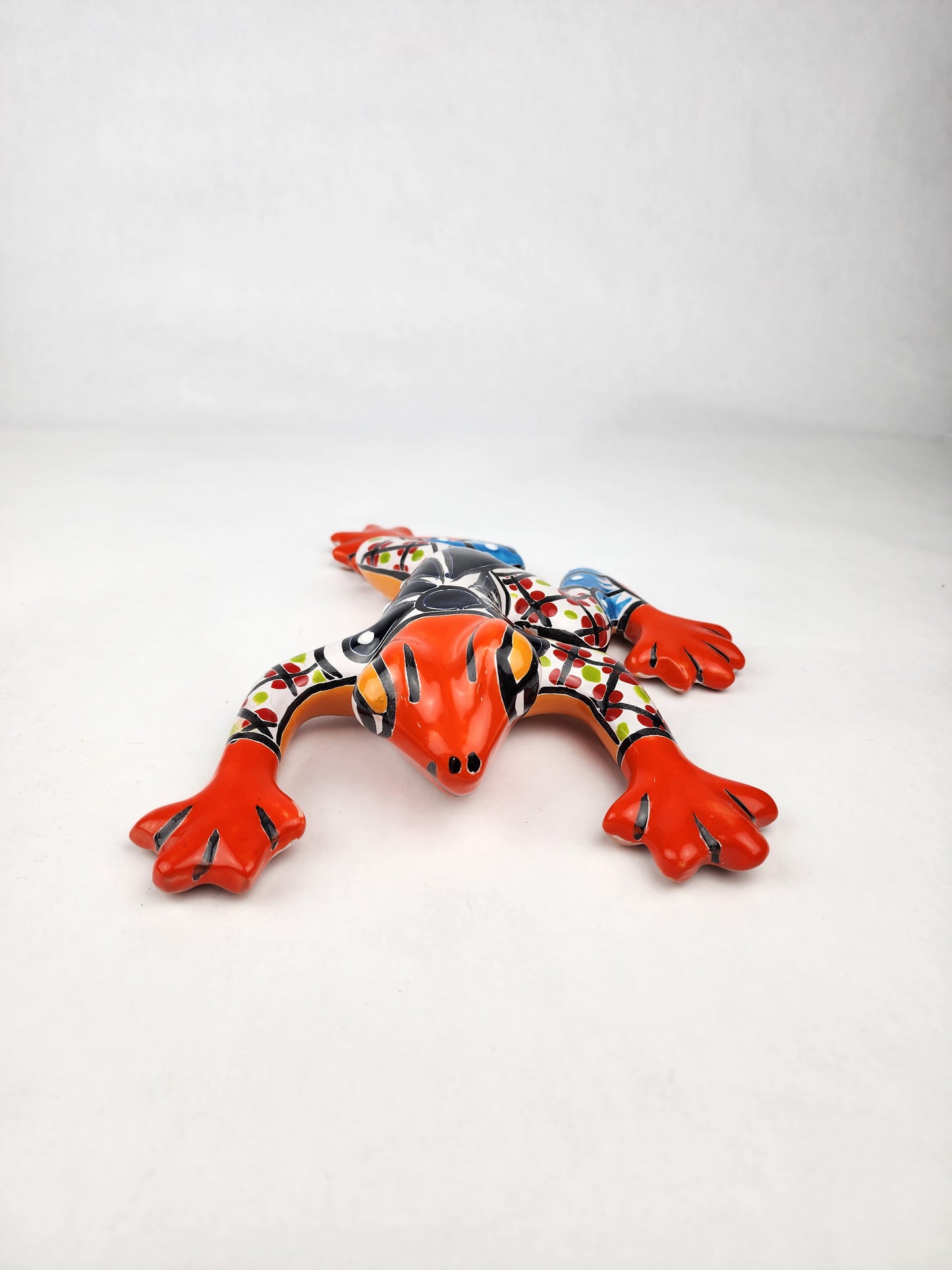 Handmade Talavera Frog – Eye-Catching Mexican Pottery Garden Sculpture