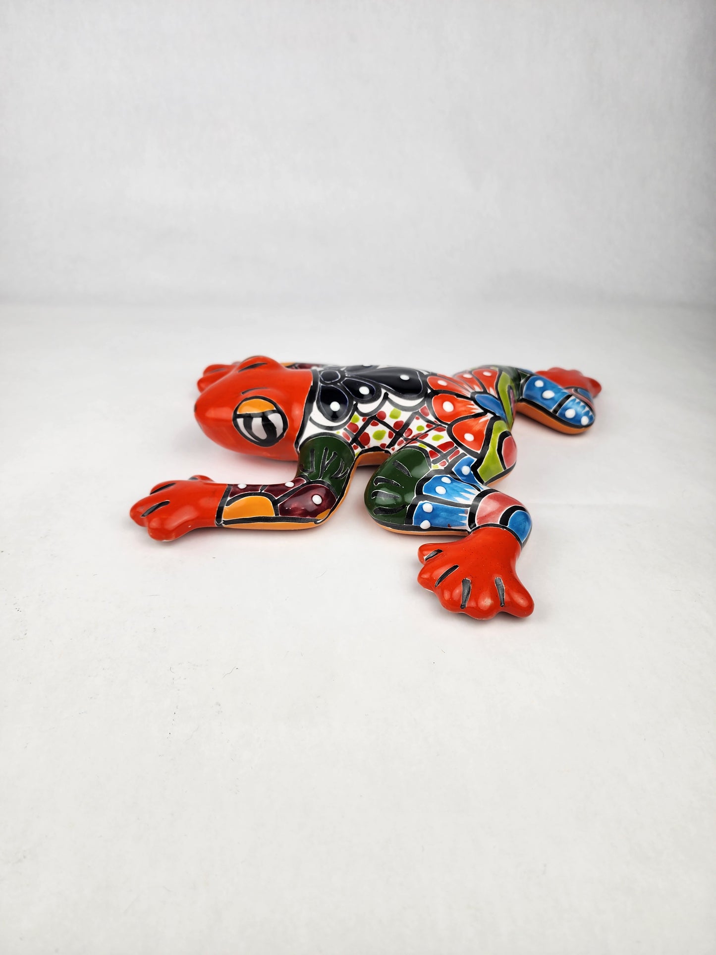 Mexican Talavera Frog – Hand-Painted Ceramic Decor, Perfect Gift for Collectors