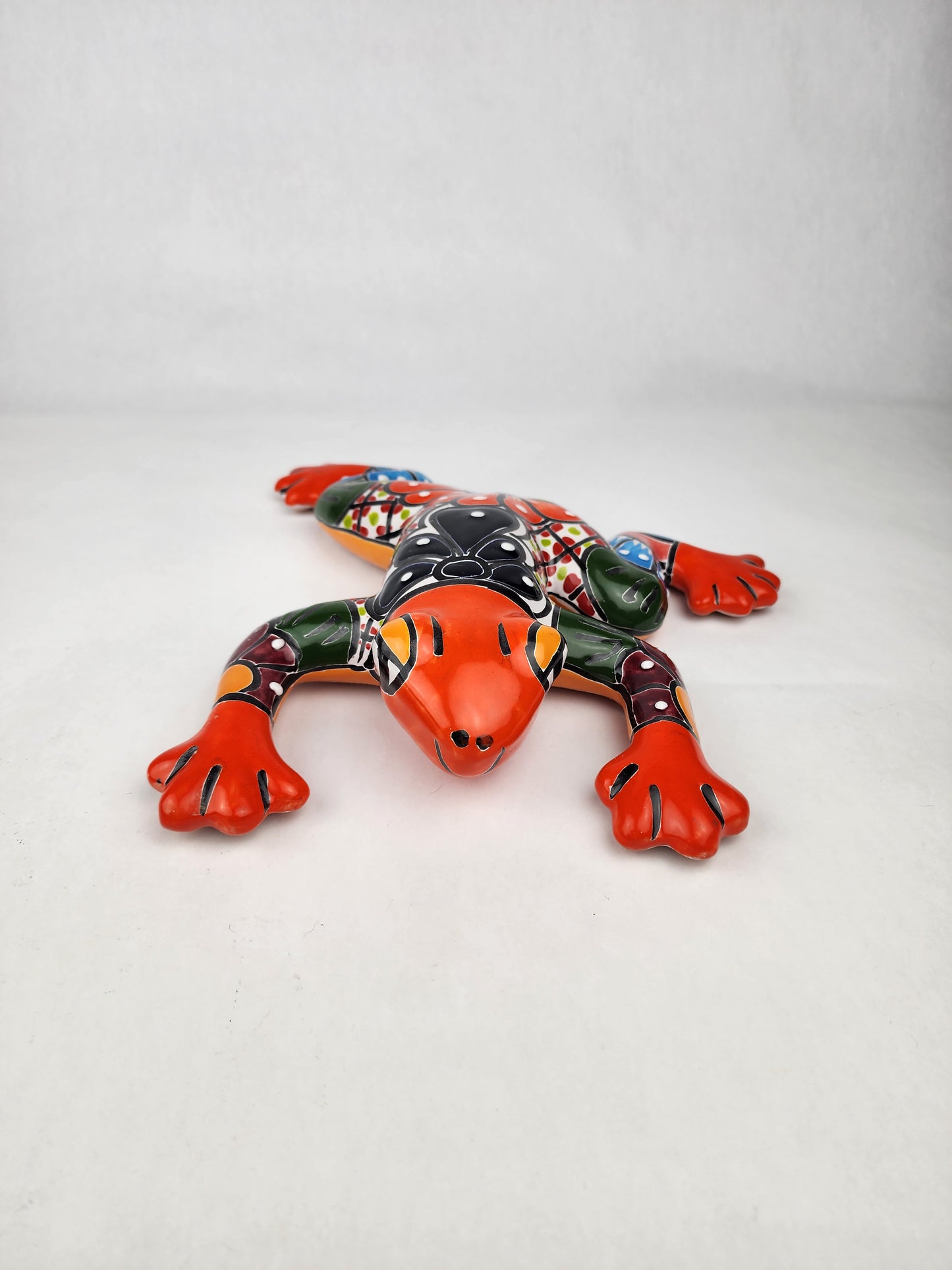 Mexican Talavera Frog – Hand-Painted Ceramic Decor, Perfect Gift for Collectors