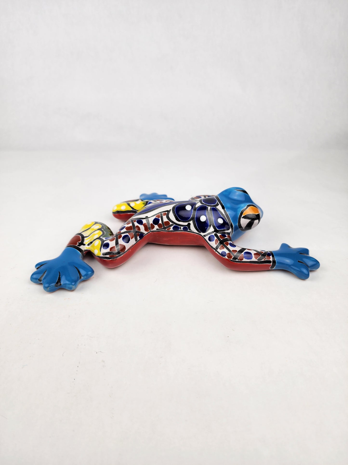 Vibrant Ceramic Talavera Frog – Mexican Folk Art for Patio, Garden & Home