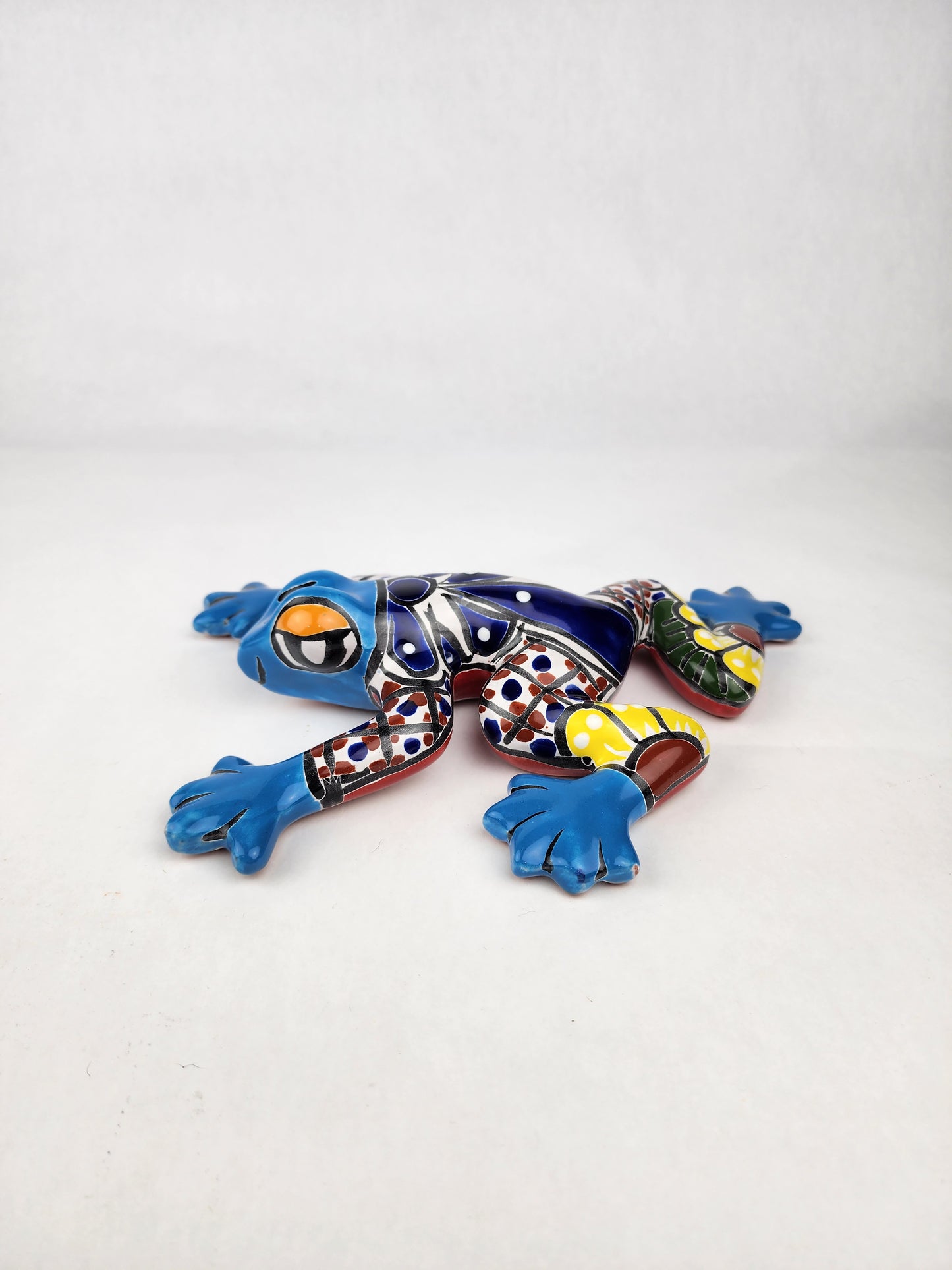 Vibrant Ceramic Talavera Frog – Mexican Folk Art for Patio, Garden & Home