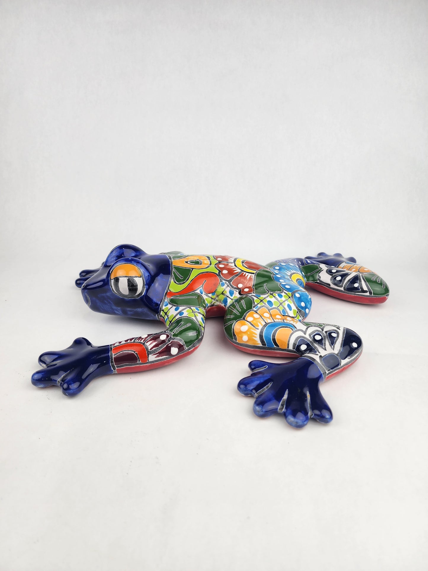 Hand-Painted Talavera Frog – Indoor & Outdoor Mexican Folk Sculpture