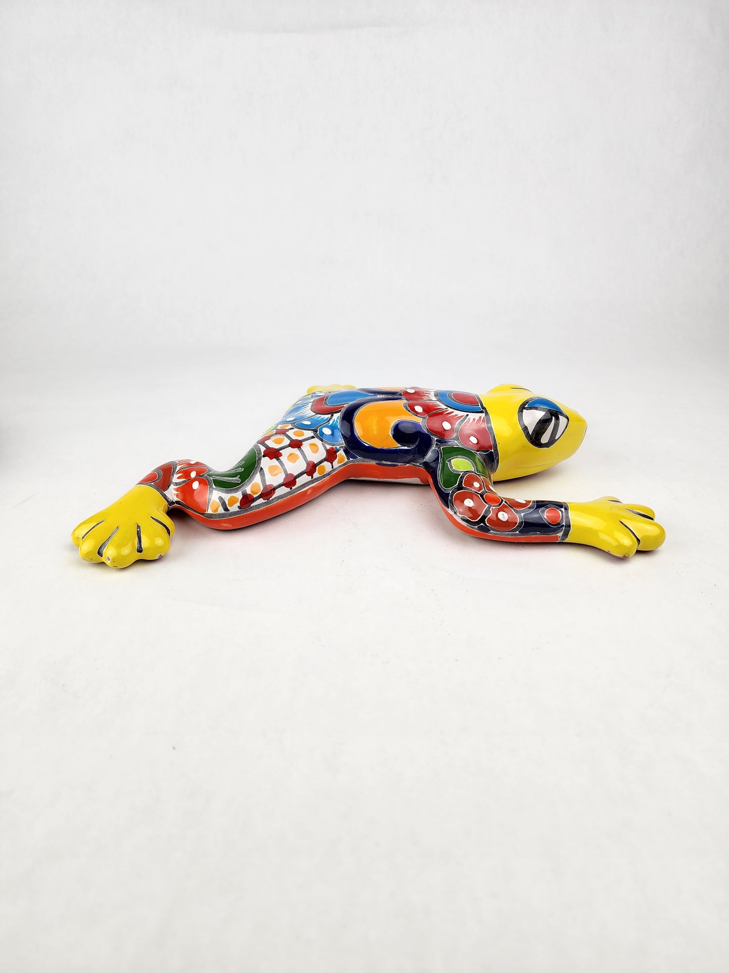 Playful Ceramic Frog – Mexican Wall Art in Bold Colors