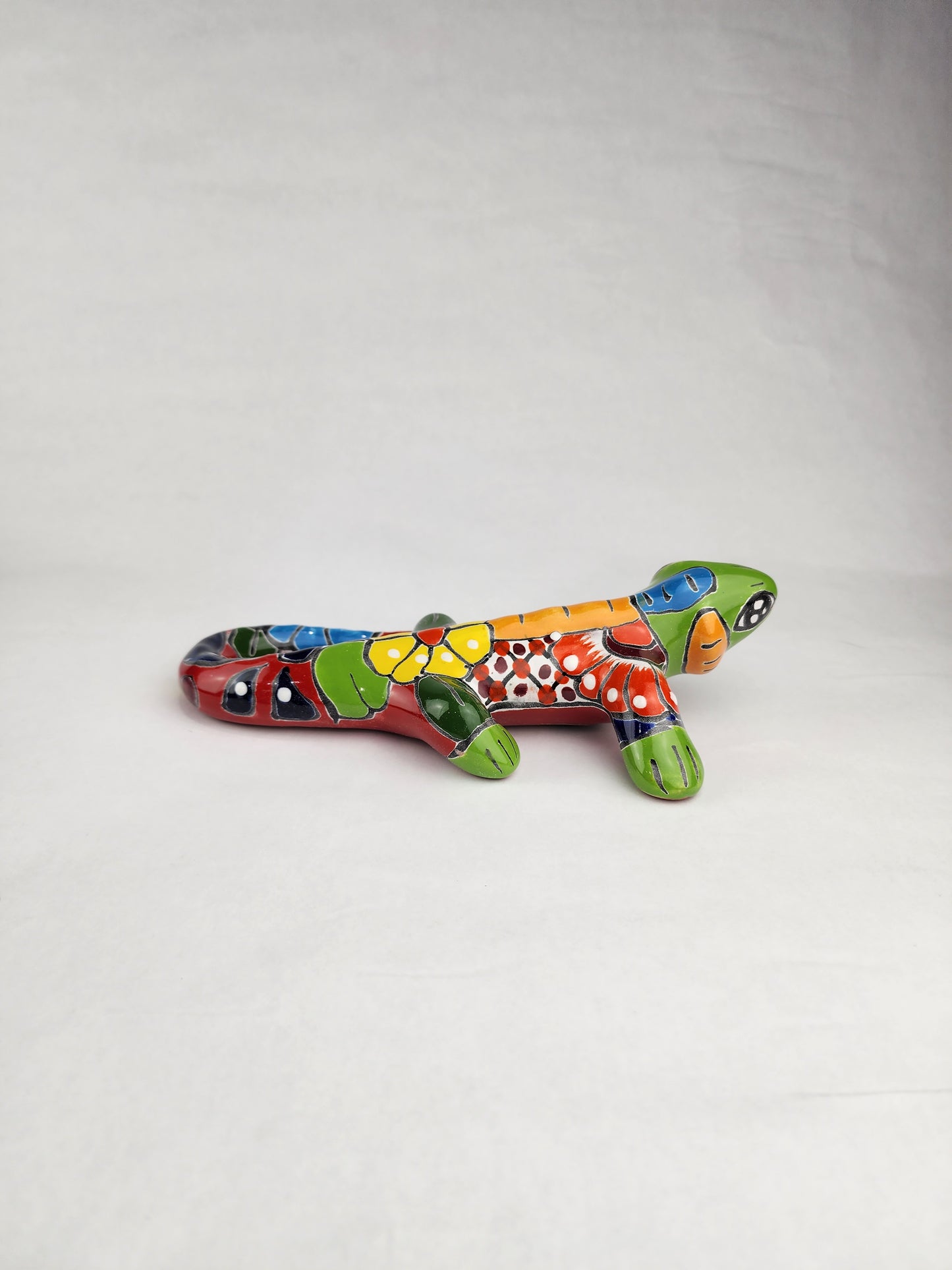Talavera Iguana – Handcrafted Mexican Ceramic Wall Decor