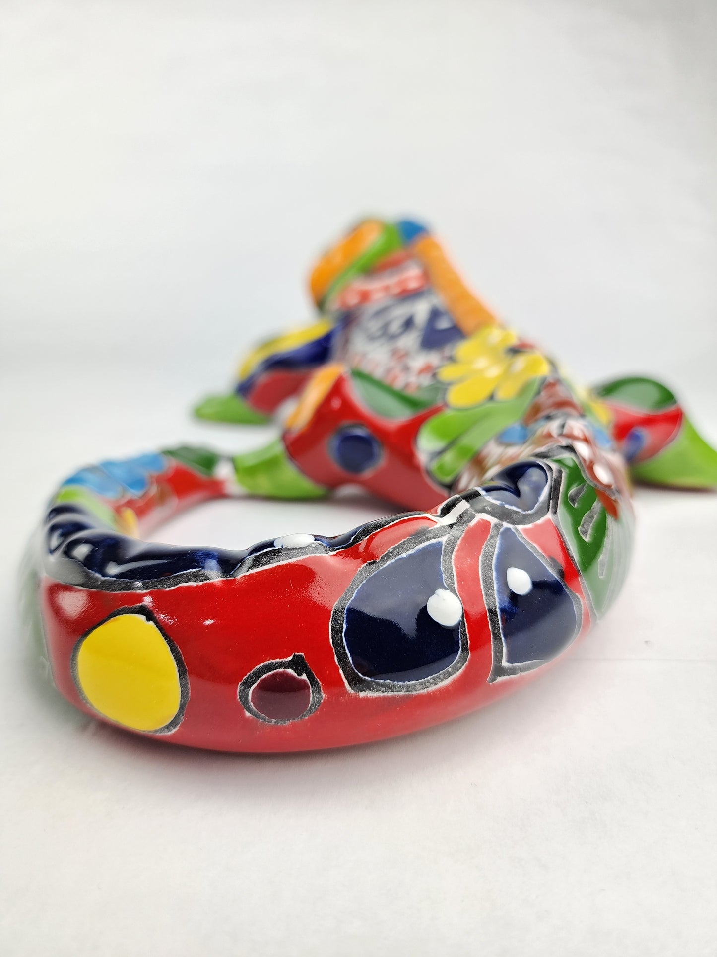 Handmade Talavera Iguana – Unique Wall Lizard Folk Art