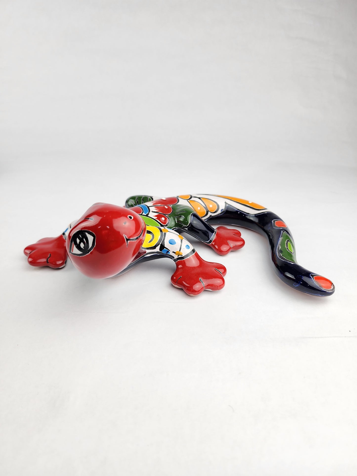 Whimsical Talavera Gecko Lizard – Unique Ceramic Wall Gift