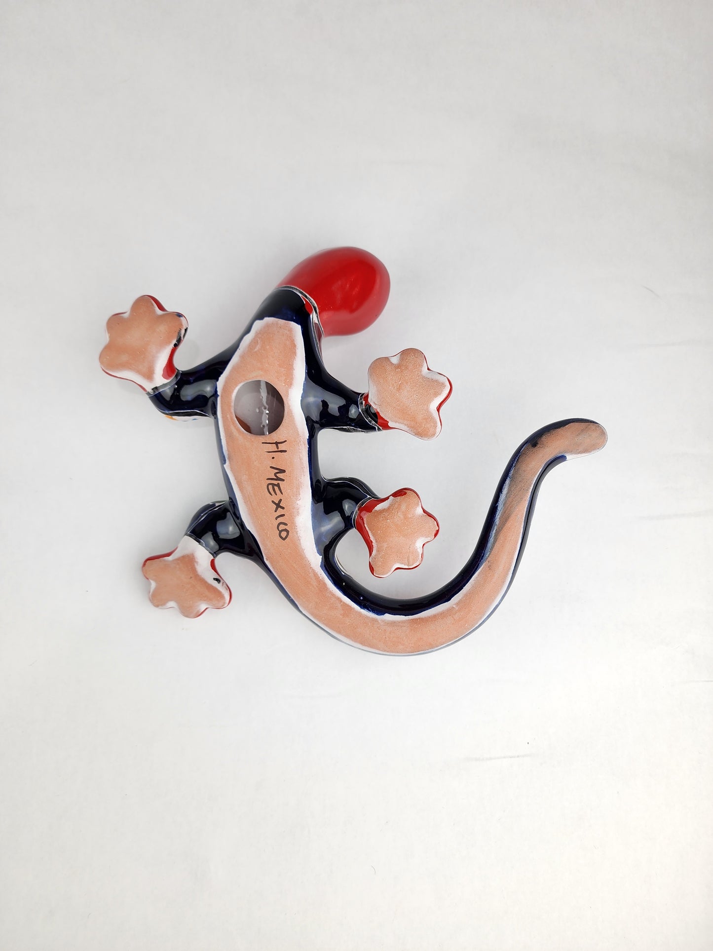 Whimsical Talavera Gecko Lizard – Unique Ceramic Wall Gift