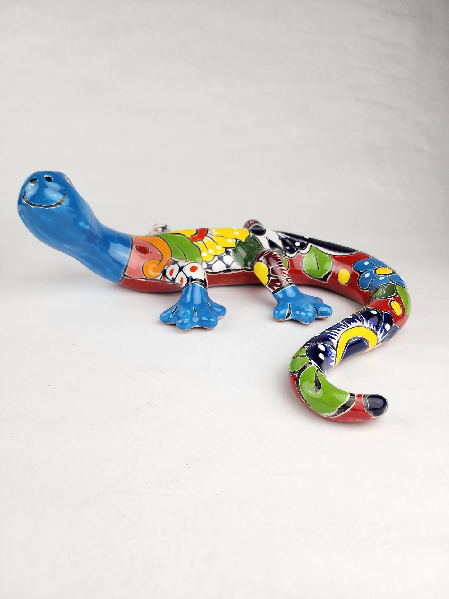 Talavera Gecko Lizard – Handcrafted Mexican Ceramic Wall Art