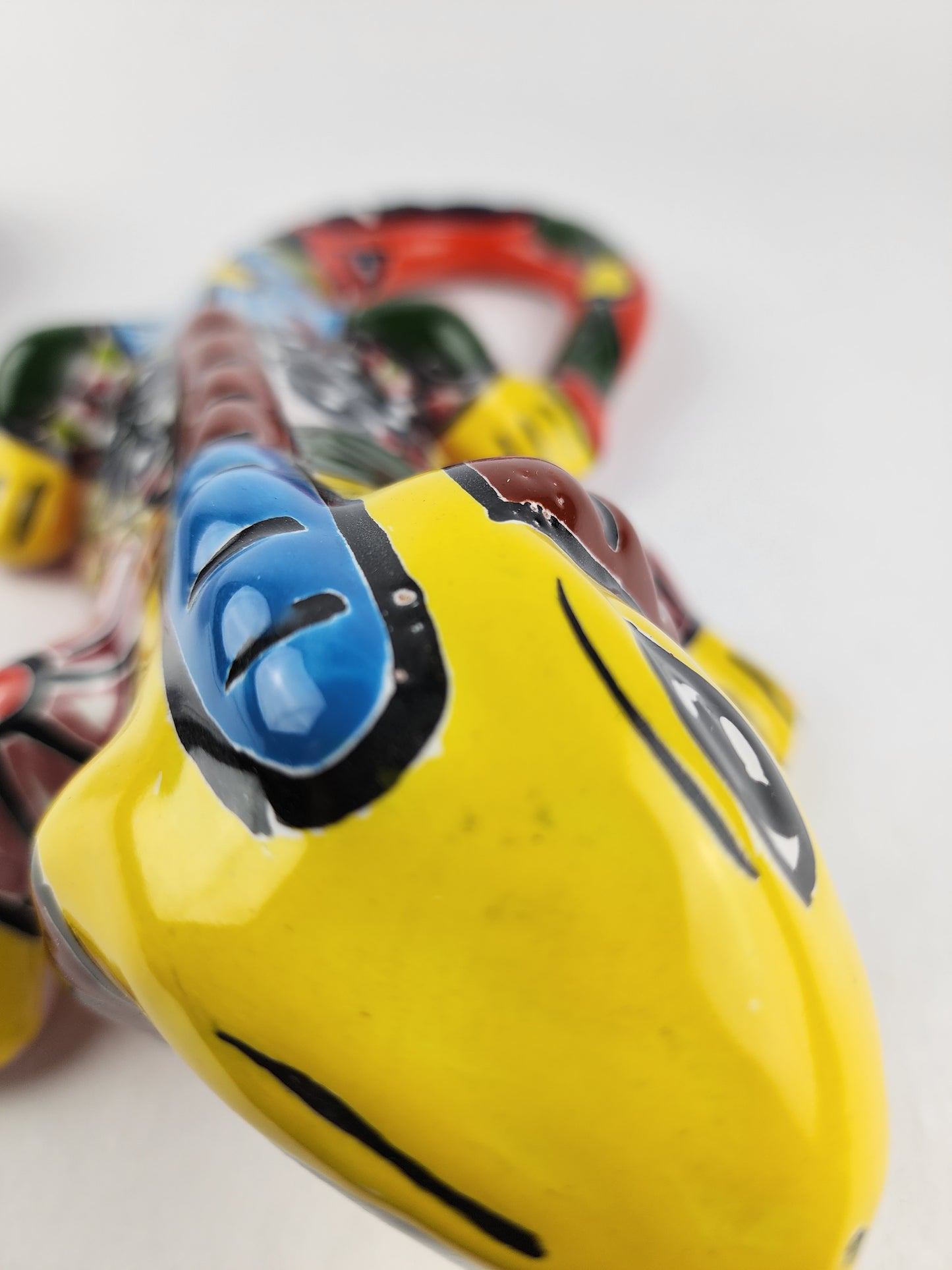 Yellow Talavera-Style Ceramic Iguana 13" – Mexican Home Décor