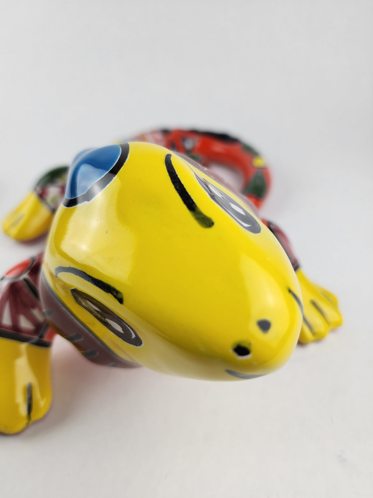 Yellow Talavera-Style Ceramic Iguana 16" – Colorful Patio Décor