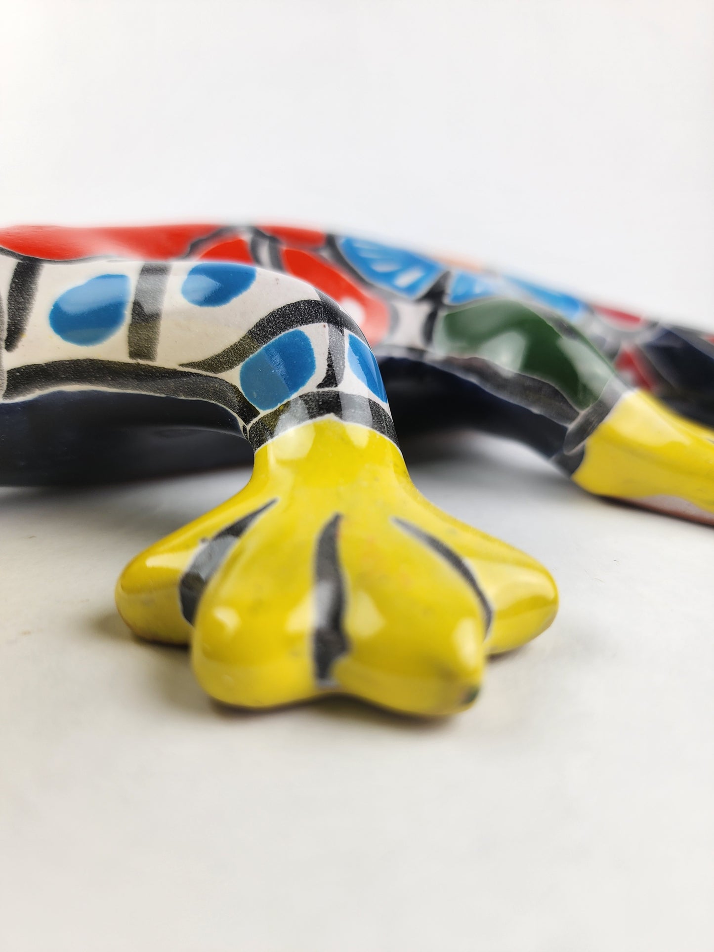 Mini Talavera Gecko – Small Wall Accent