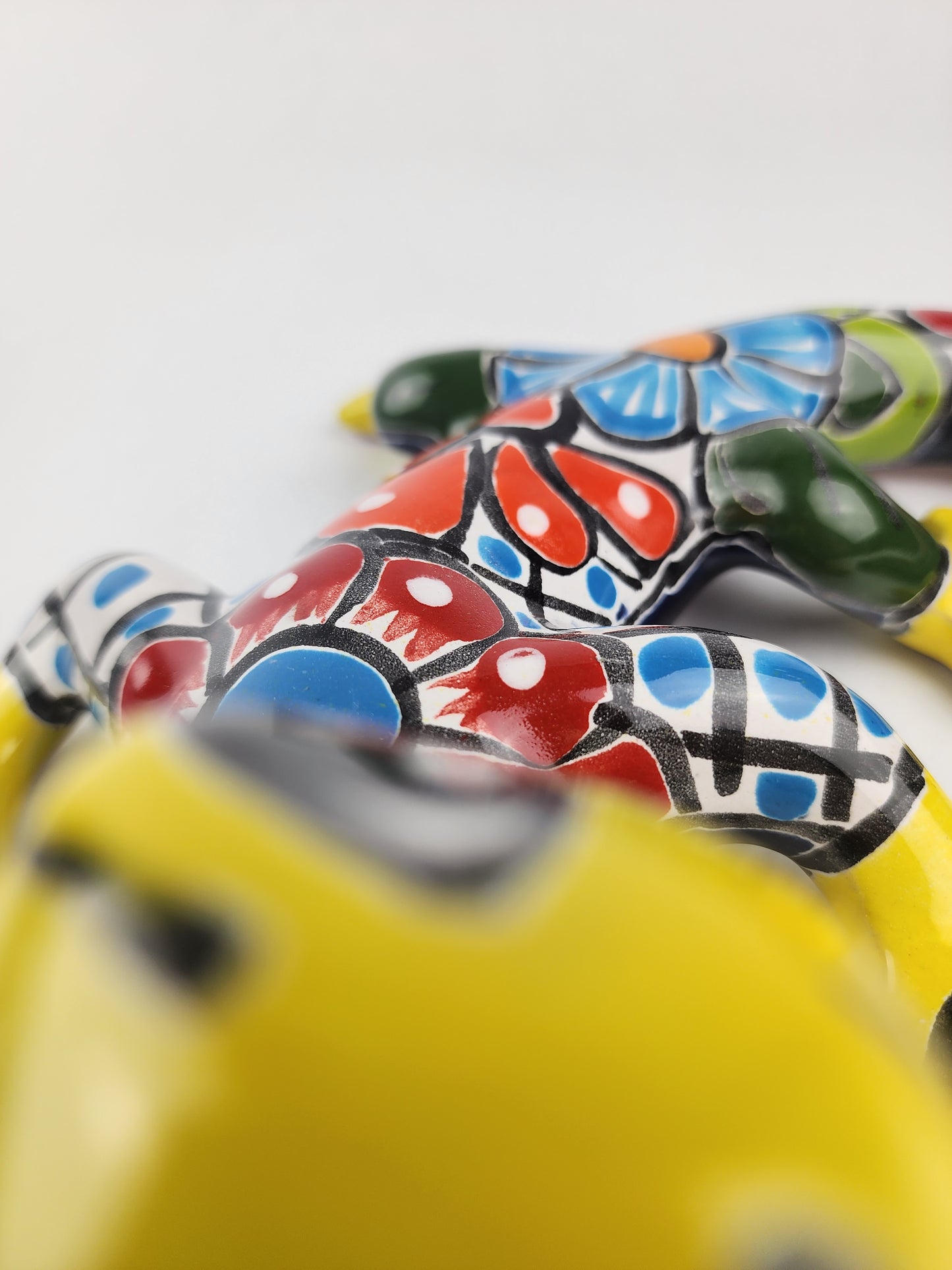 Yellow Talavera-Style Gecko – Handcrafted Mexican Folk Art Décor