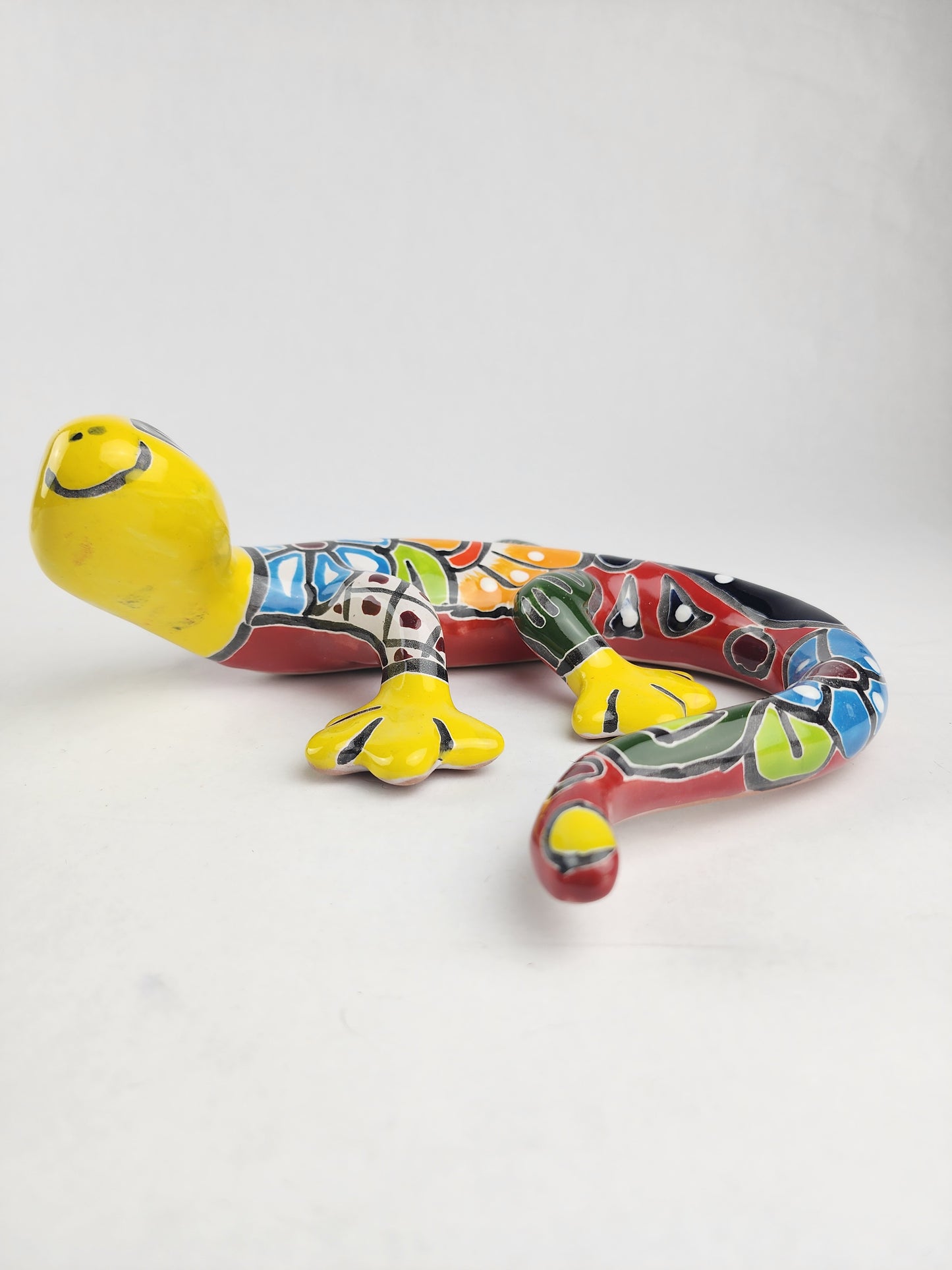 Hand-Painted Yellow Talavera Gecko Wall Decor – Mexican Ceramic Lizard