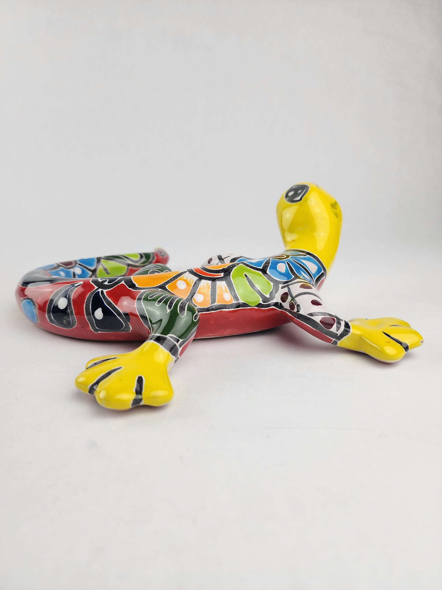 Hand-Painted Yellow Talavera Gecko Wall Decor – Mexican Ceramic Lizard
