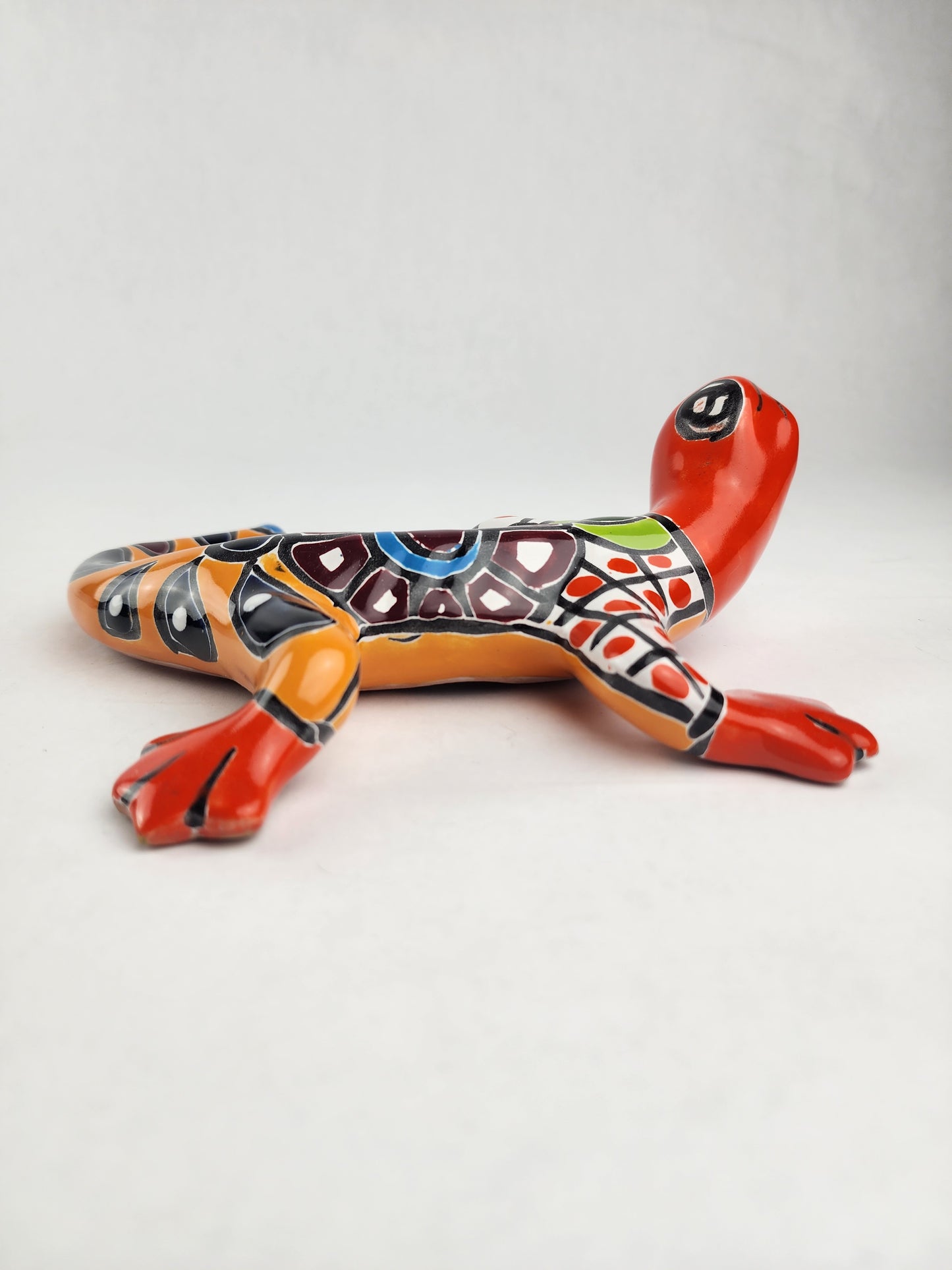 Handcrafted Talavera Gecko Wall Decor – Mexican Folk Art