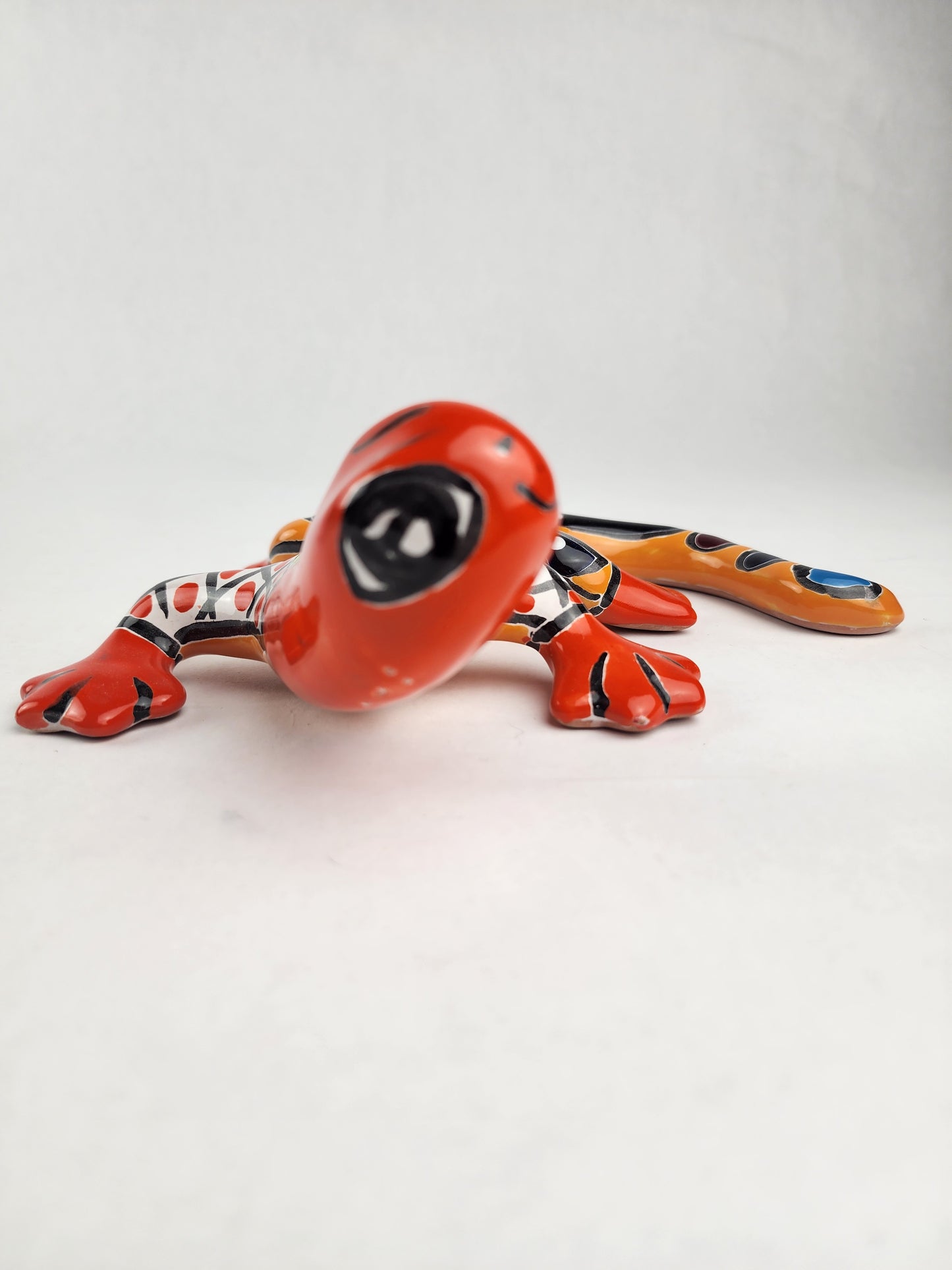 Handcrafted Talavera Gecko Wall Decor – Mexican Folk Art