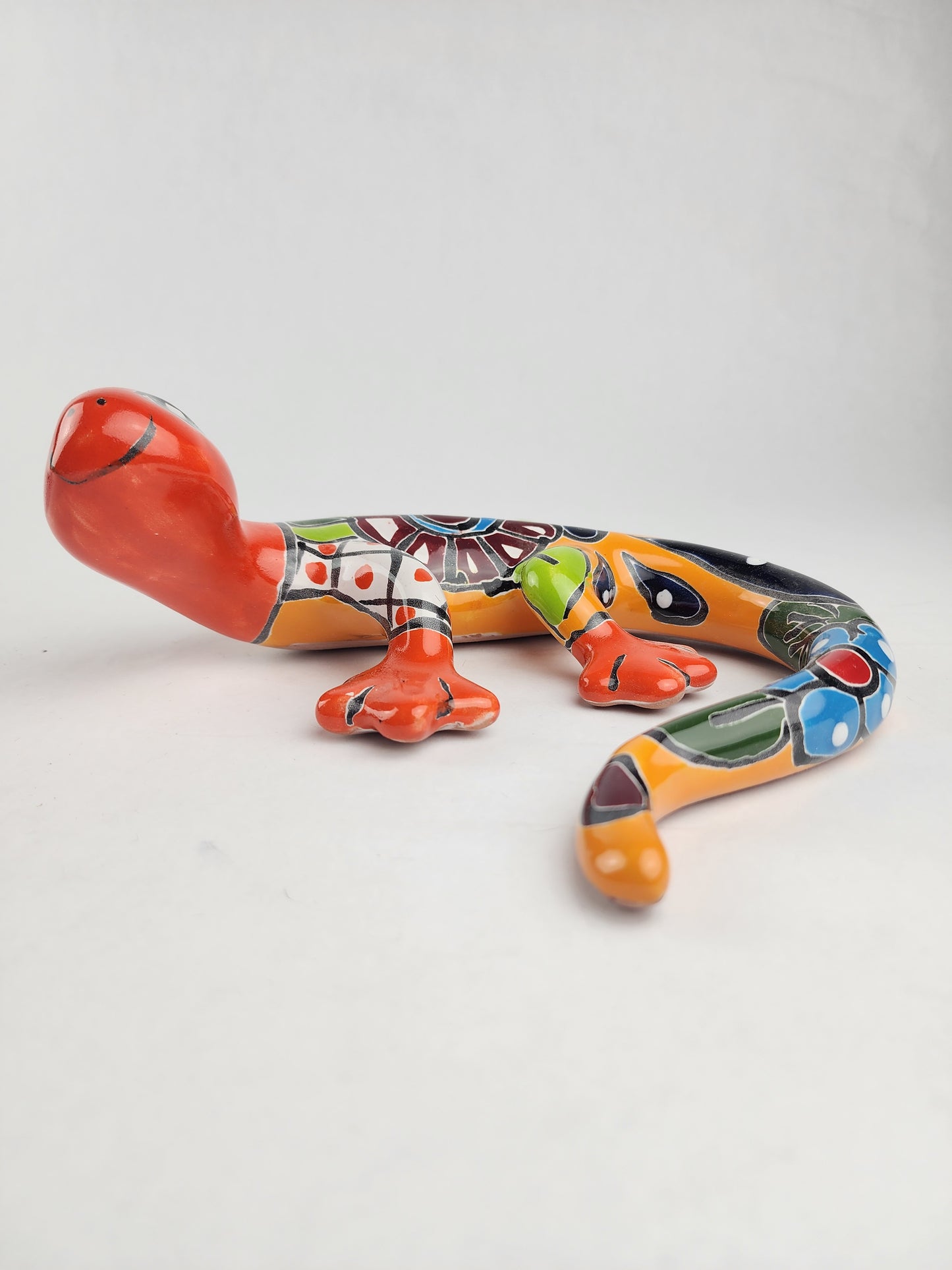 Talavera Gecko – Outdoor Garden Wall Decor
