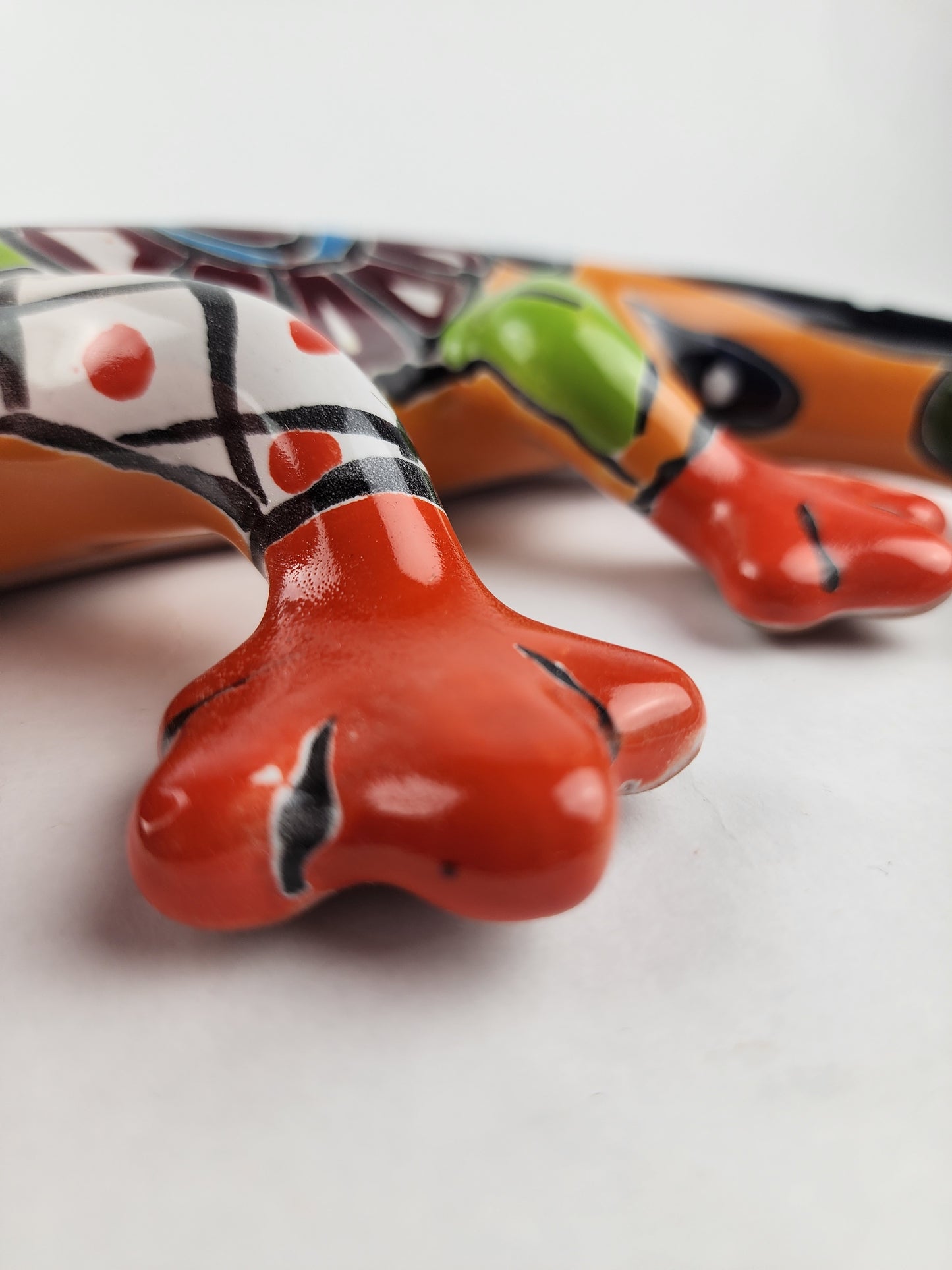 Talavera Gecko – Outdoor Garden Wall Decor