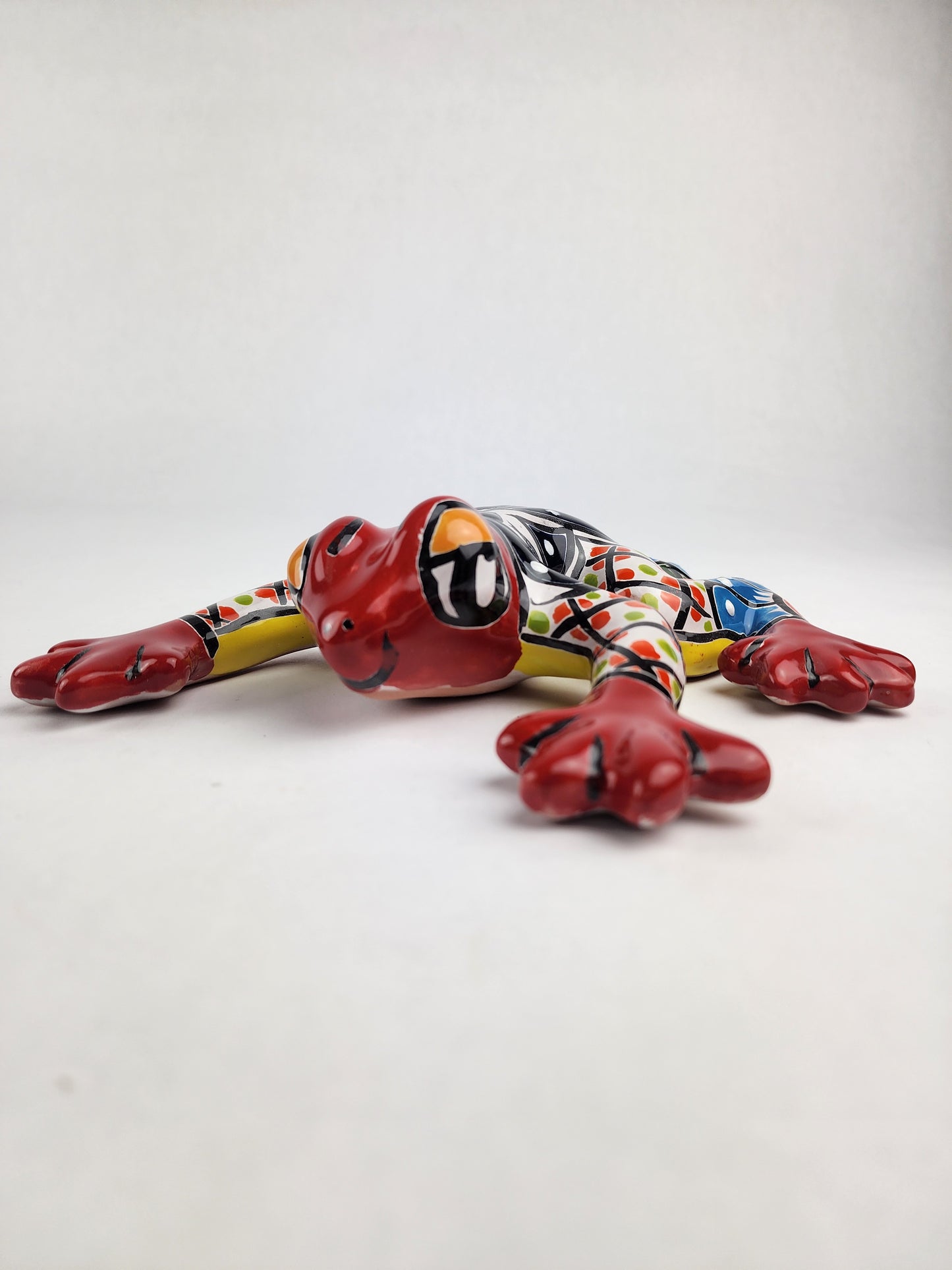 Red Talavera Frog Figurine – Hand-Painted Mexican Ceramic Gift