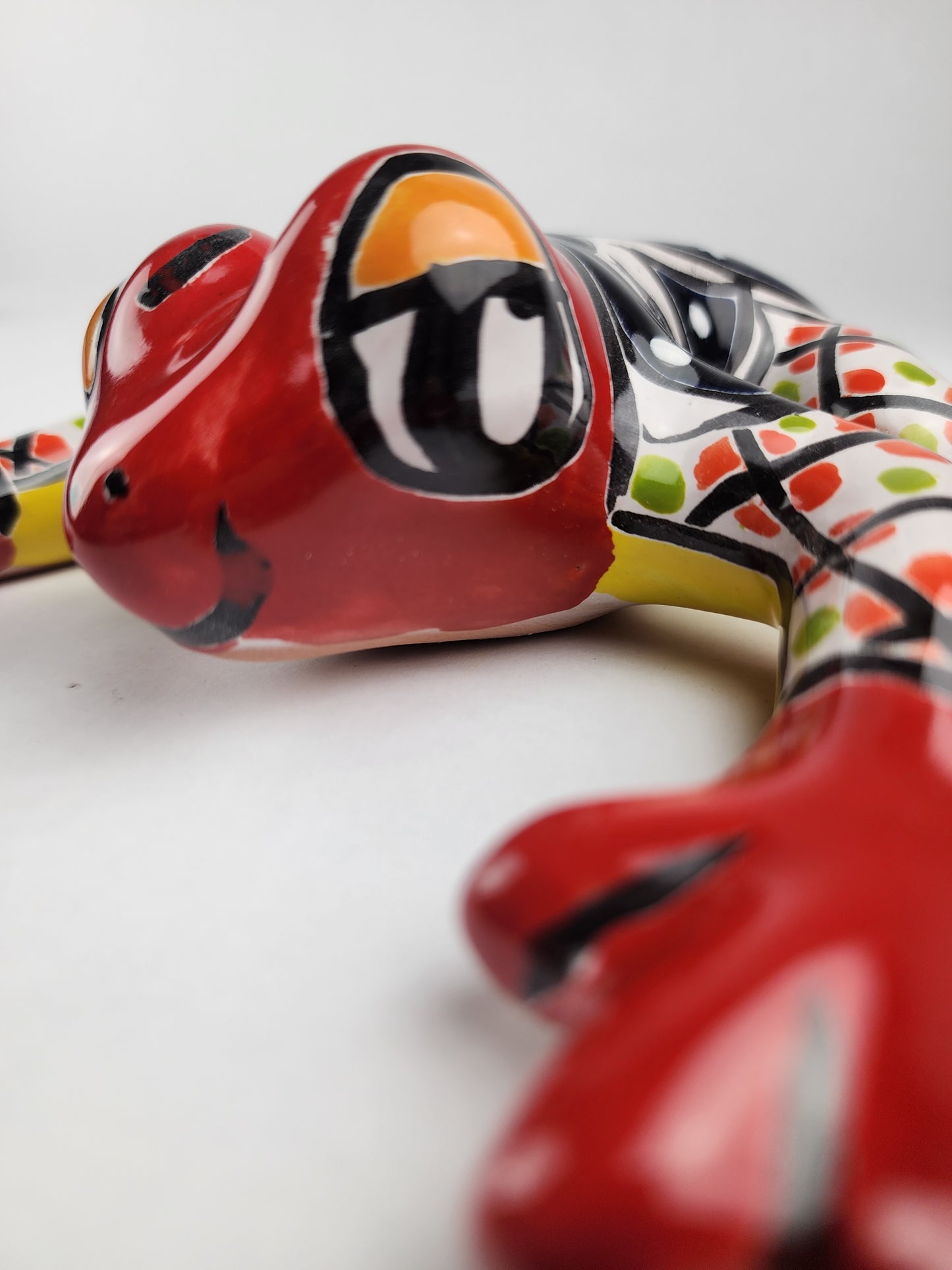 Red Talavera Frog Figurine – Hand-Painted Mexican Ceramic Gift