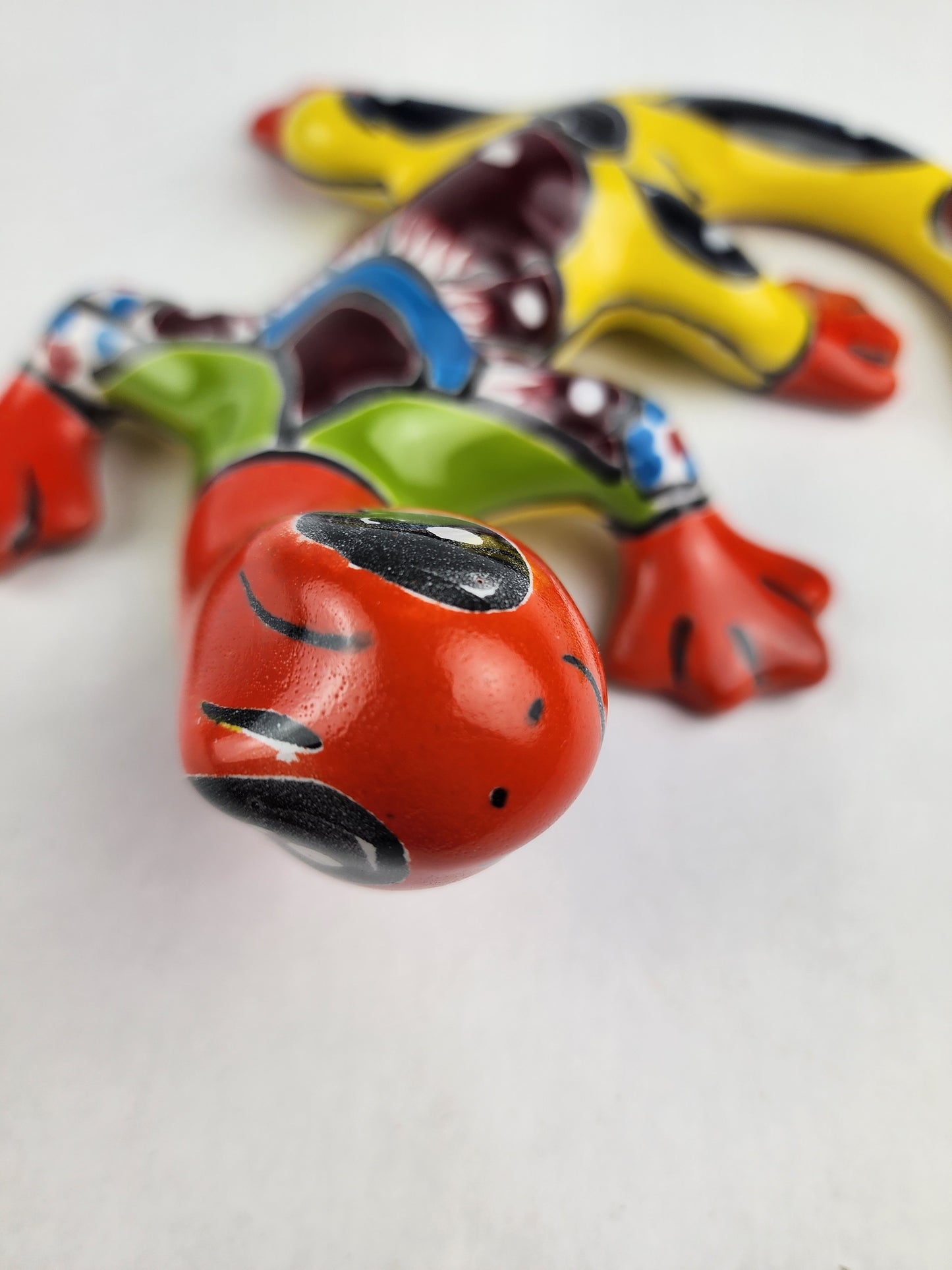 Talavera Ceramic Gecko – Red & Yellow Wall Lizard