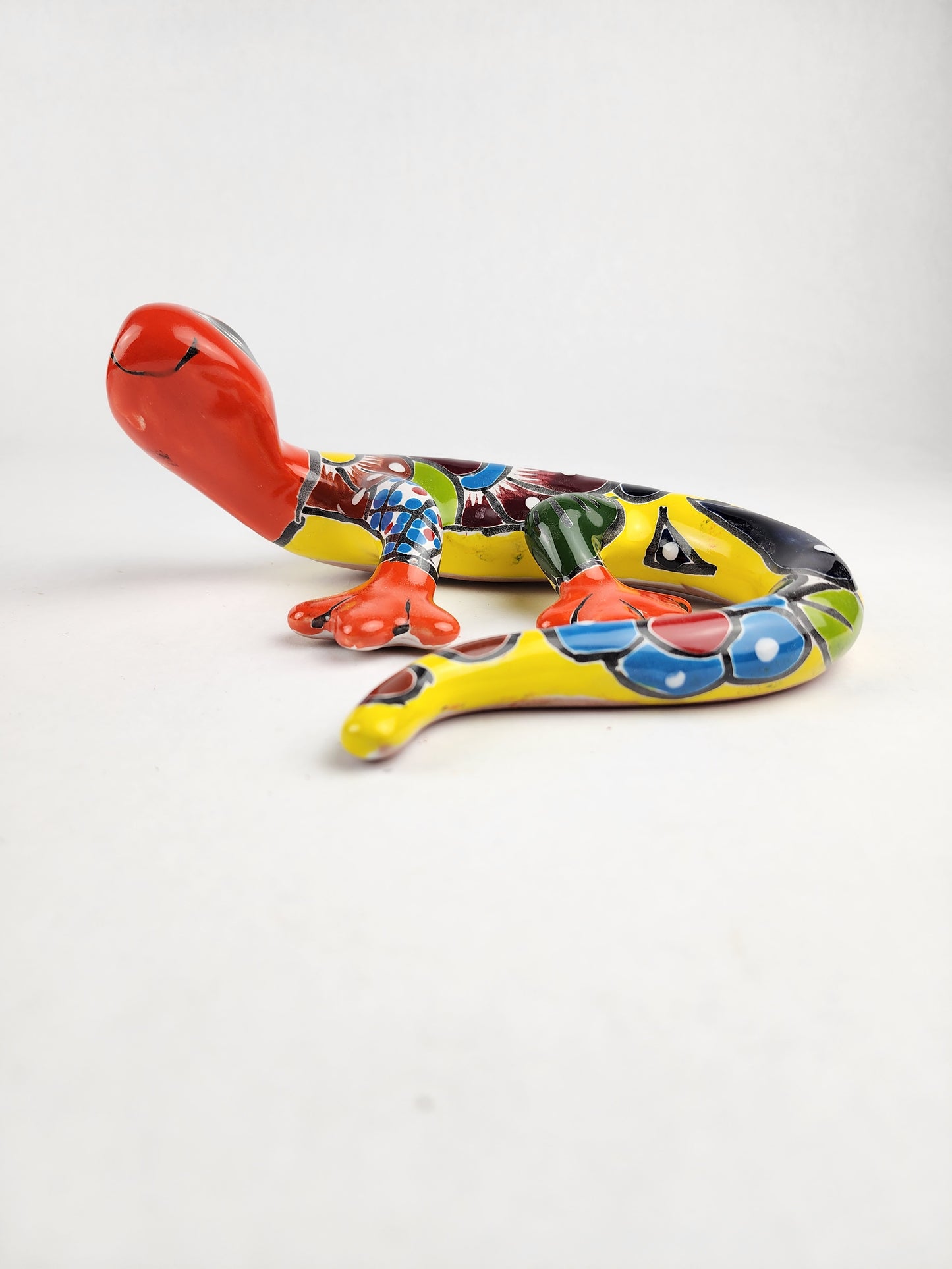 Hand-Painted Talavera Lizard – Red & Yellow Wall Décor