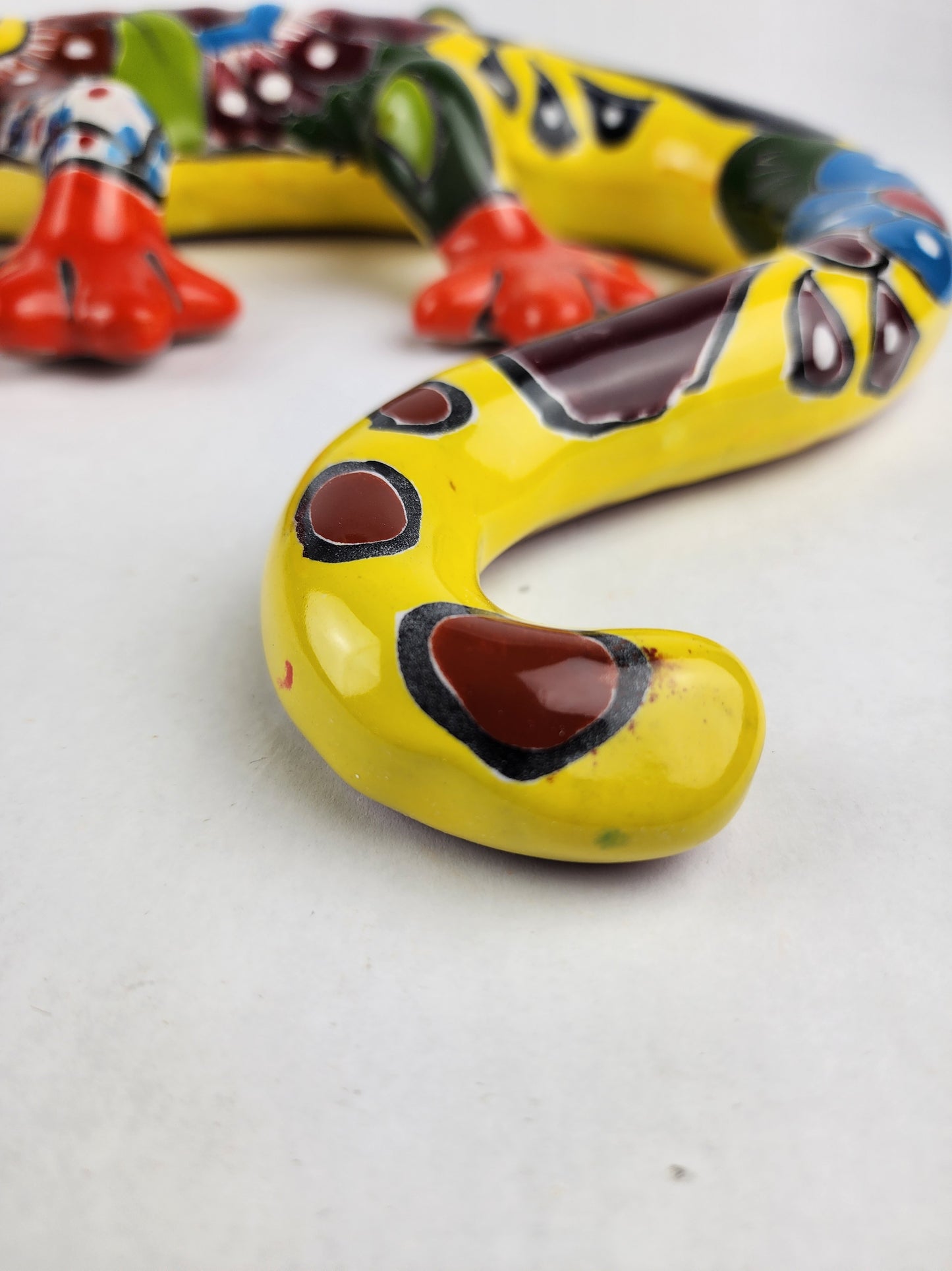 Red & Yellow Talavera Wall Gecko – Mexican Folk Art Lizard