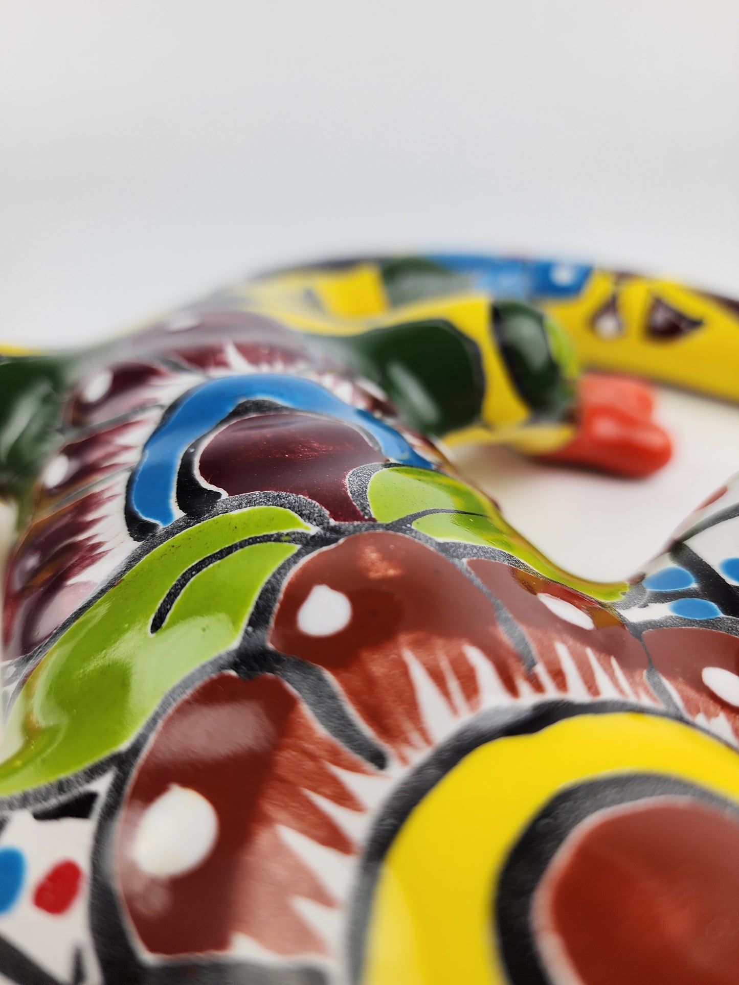 Red & Yellow Talavera Wall Gecko – Mexican Folk Art Lizard