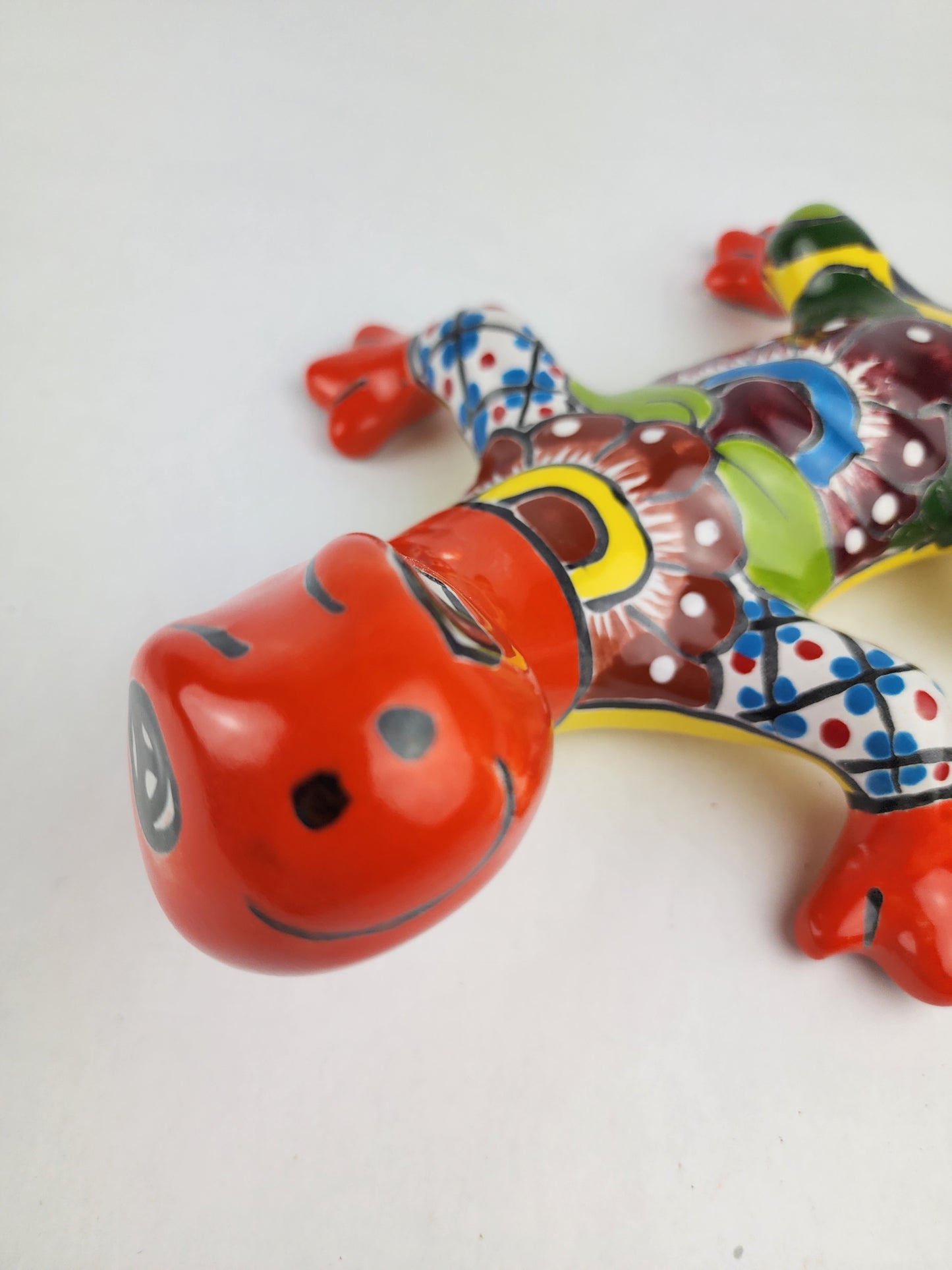 Red & Yellow Talavera Wall Gecko – Mexican Folk Art Lizard