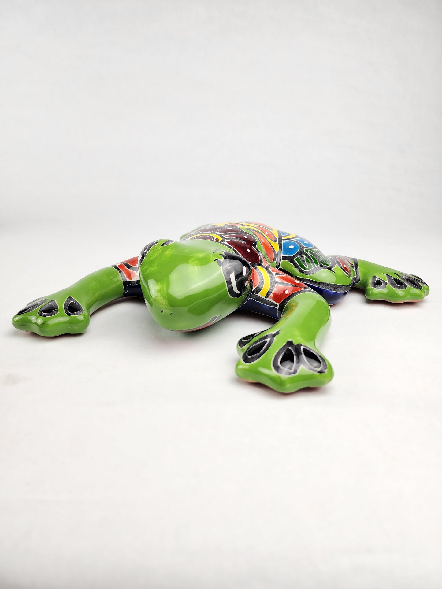 Green Talavera Frog – Hand-Painted Garden Ceramic Figurine