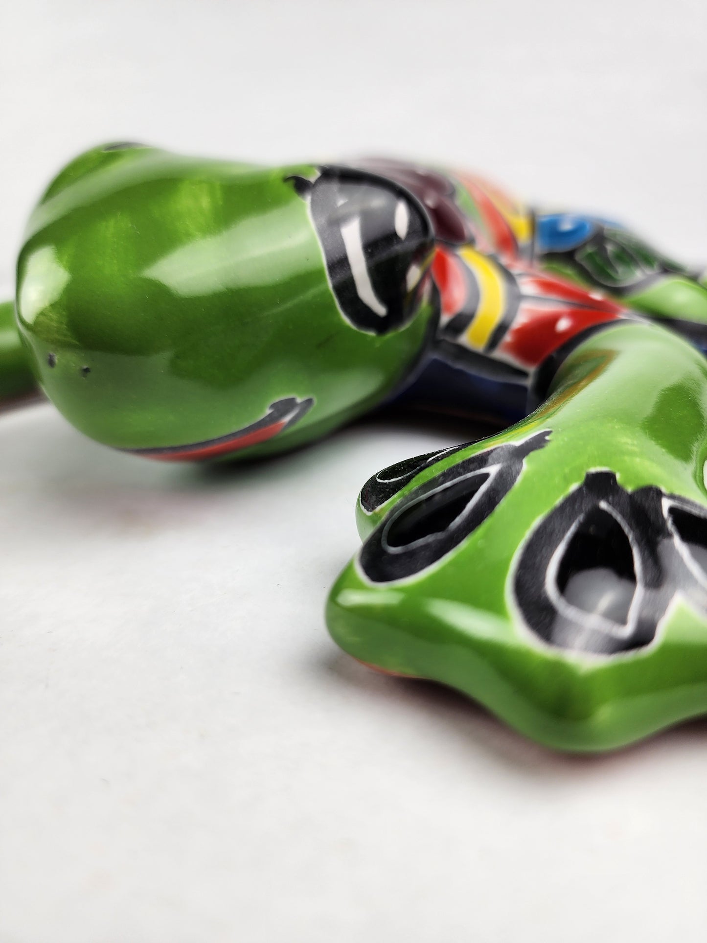 Green Talavera Frog – Hand-Painted Garden Ceramic Figurine