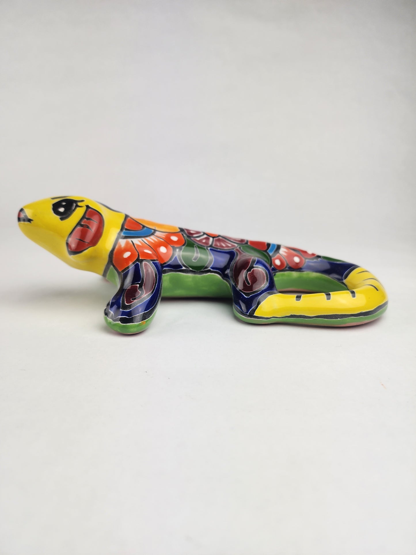 Yellow Talavera-Style Iguana – Handcrafted Mexican Folk Art Figurine