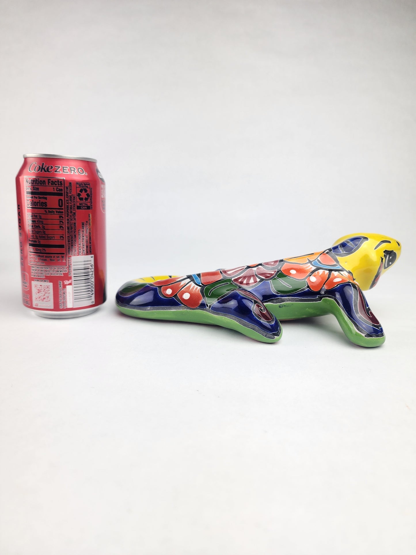 Yellow Talavera-Style Iguana – Handcrafted Mexican Folk Art Figurine