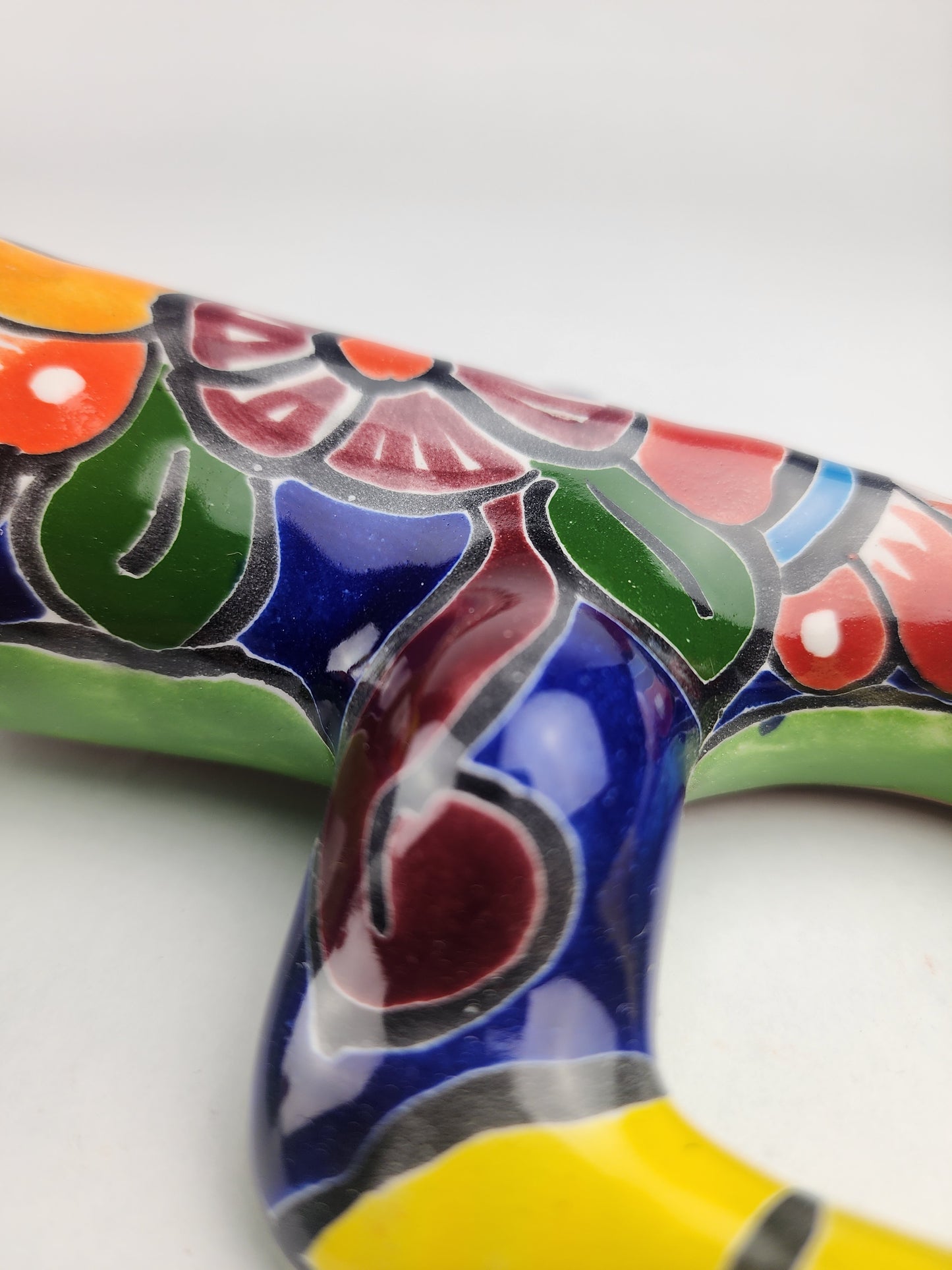 Yellow Talavera-Style Iguana – Handcrafted Mexican Folk Art Figurine