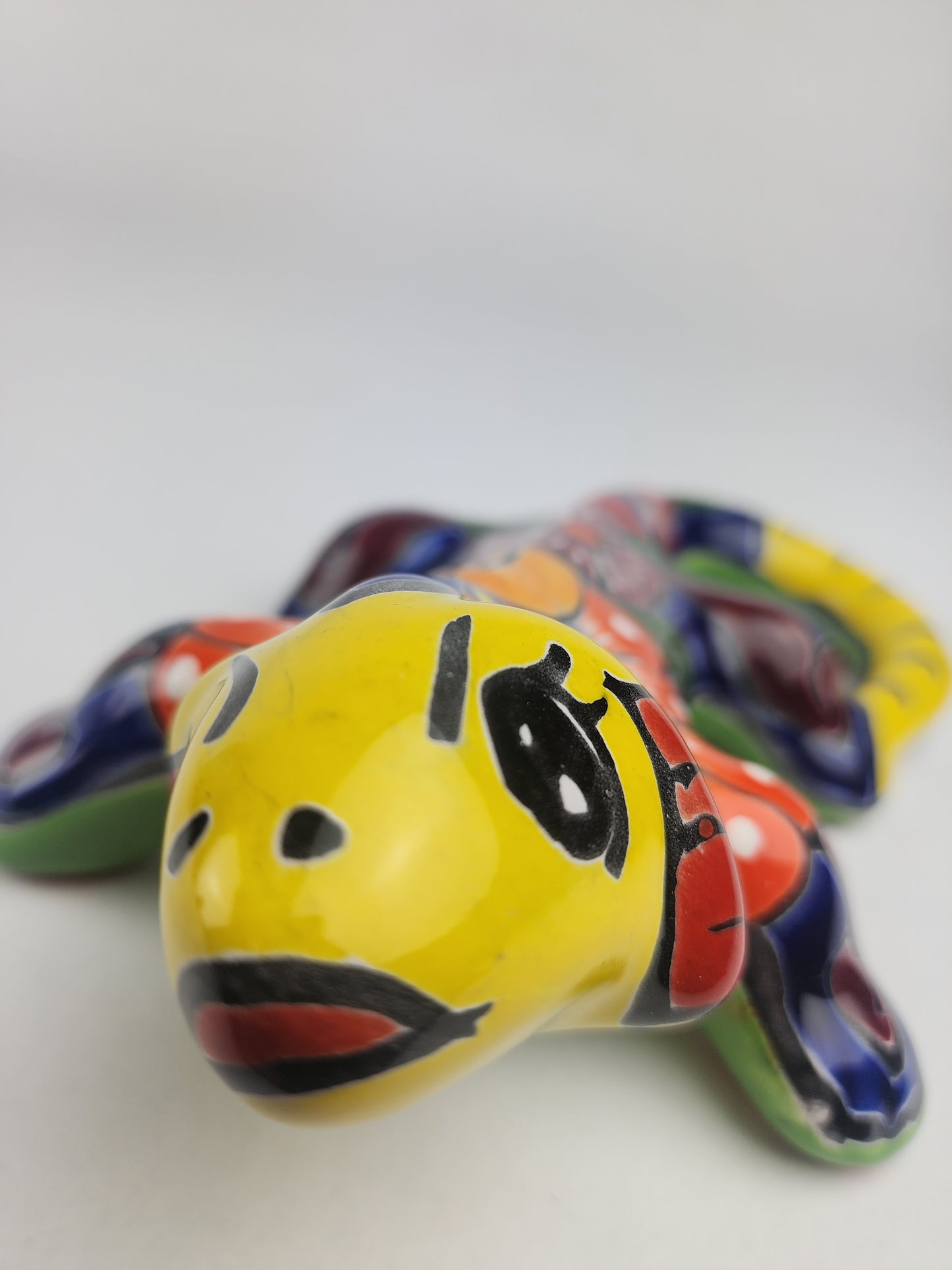 Yellow Talavera-Style Iguana – Handcrafted Mexican Folk Art Figurine