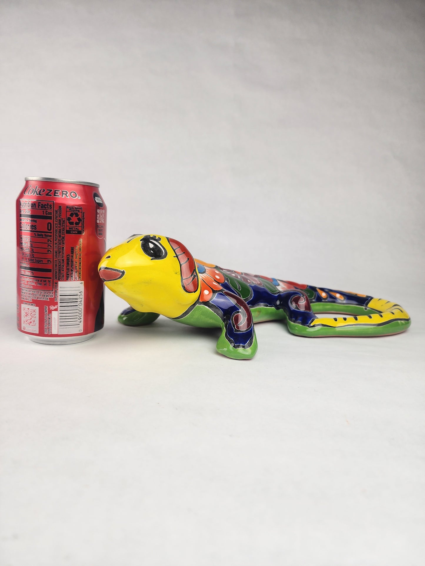 Yellow Talavera-Style Iguana – Hand-Painted Mexican Folk Art Décor