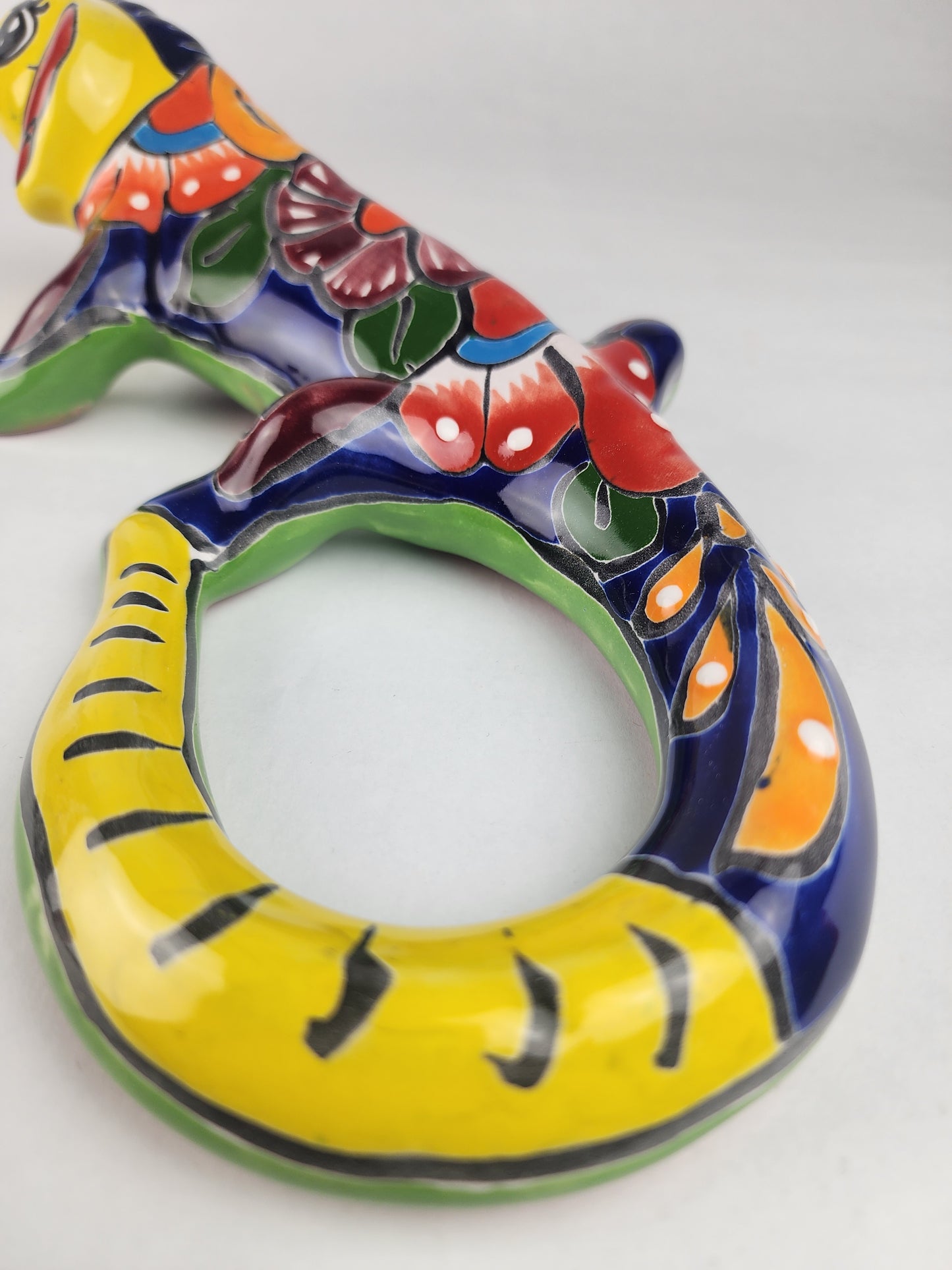 Yellow Talavera-Style Iguana – Hand-Painted Mexican Folk Art Décor