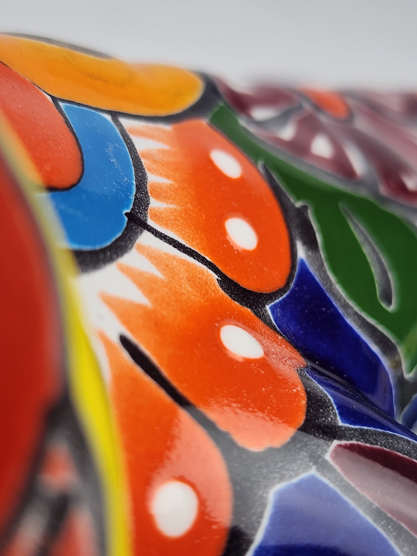 Yellow Talavera-Style Iguana – Hand-Painted Mexican Folk Art Décor