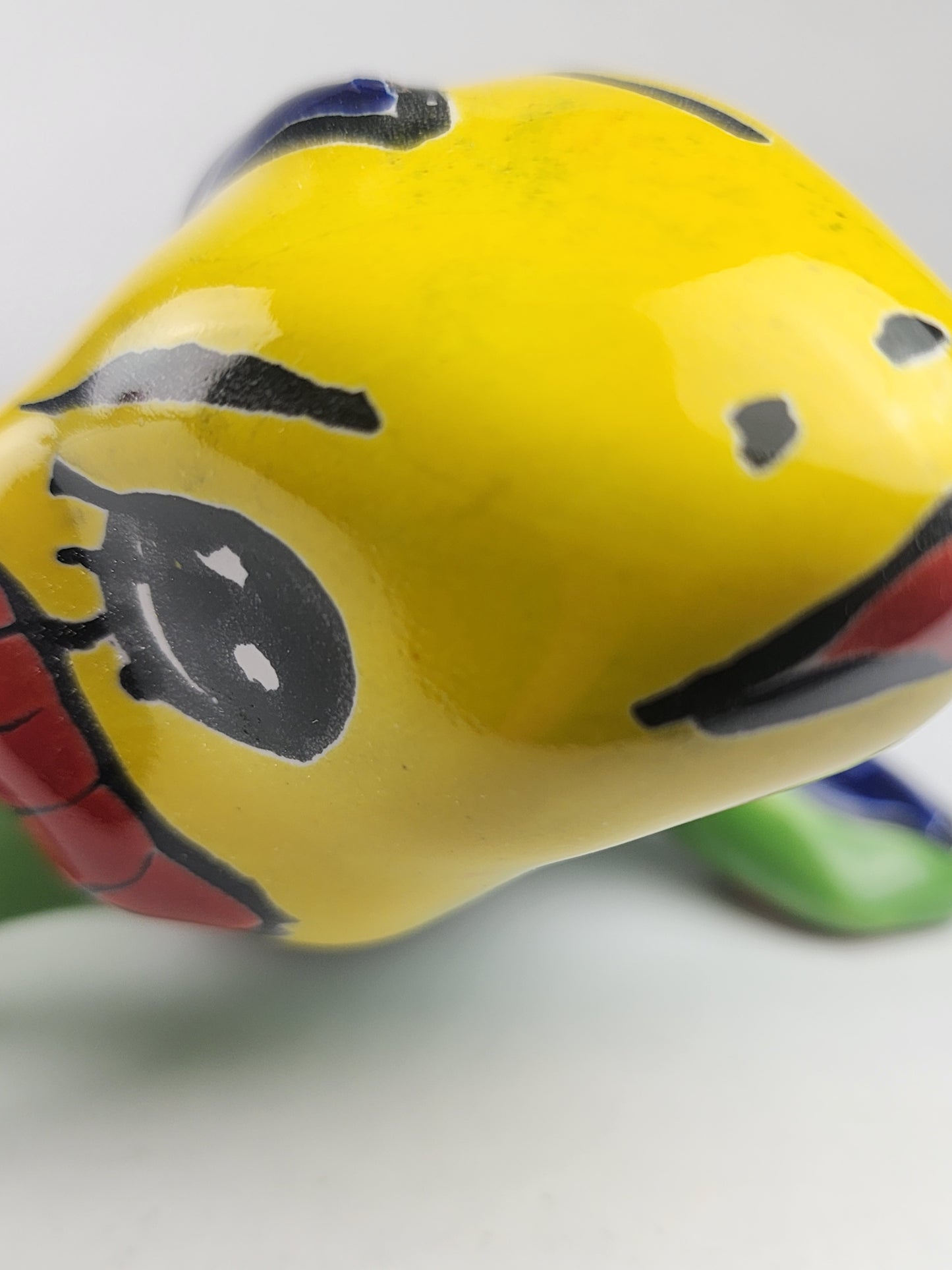 Yellow Talavera-Style Iguana – Hand-Painted Mexican Folk Art Décor