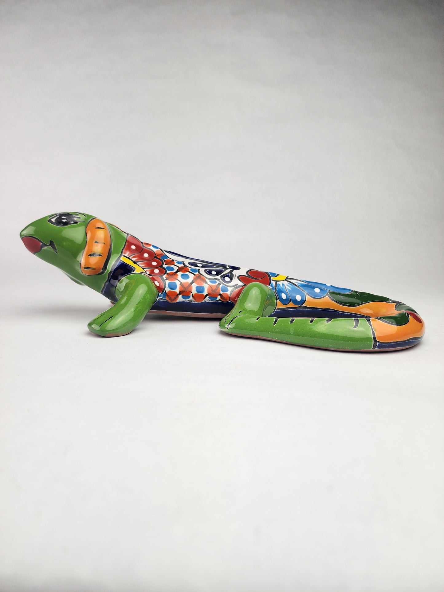Green Talavera-Style Iguana – Handcrafted Mexican Folk Art Figurine