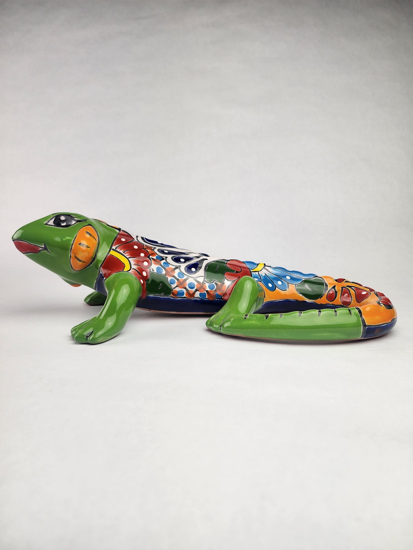 Green Talavera-Style Iguana – Hand-Painted Mexican Folk Art Décor