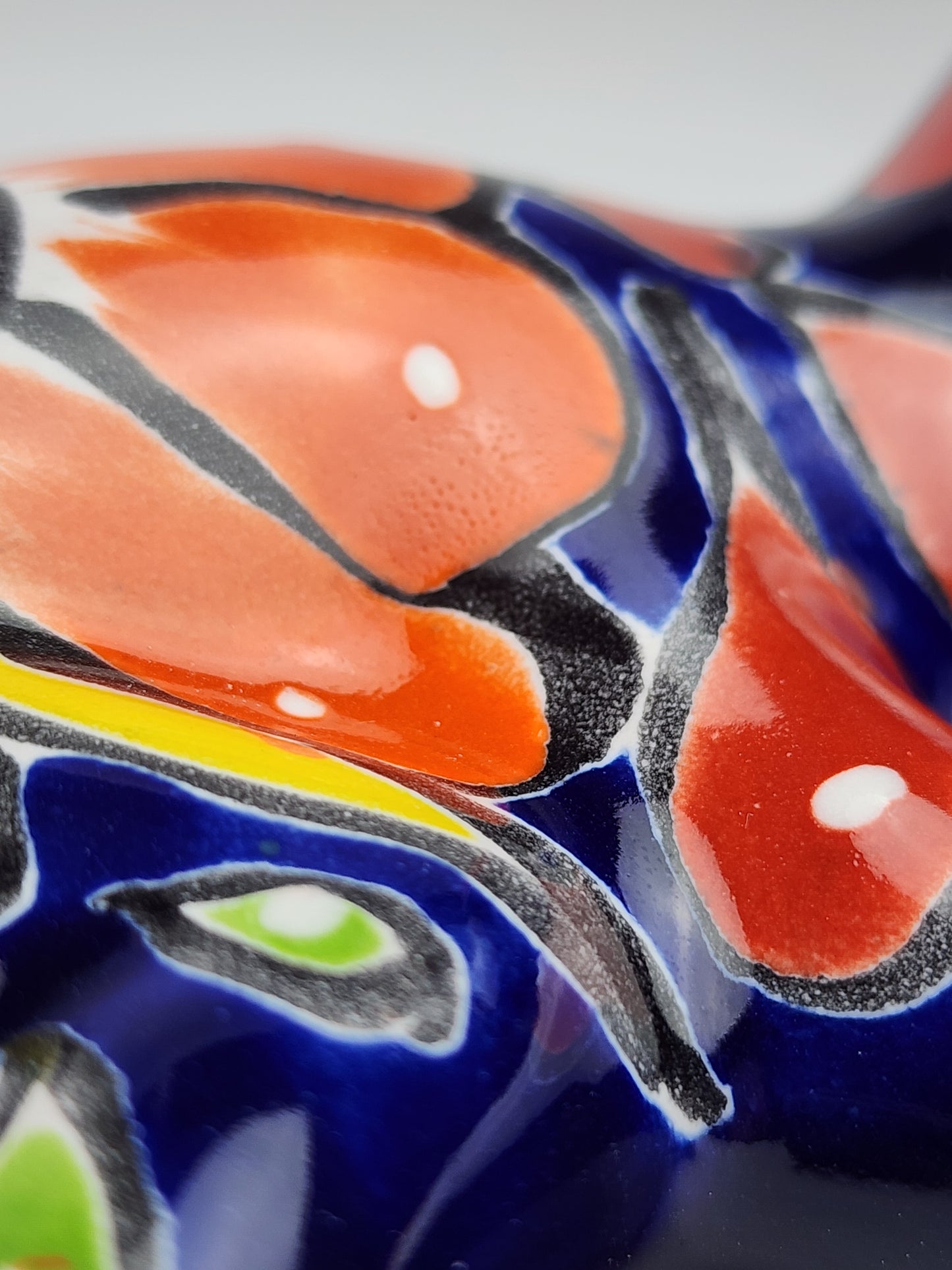 Blue Talavera Salamander – Hand-Painted Garden Wall Decor