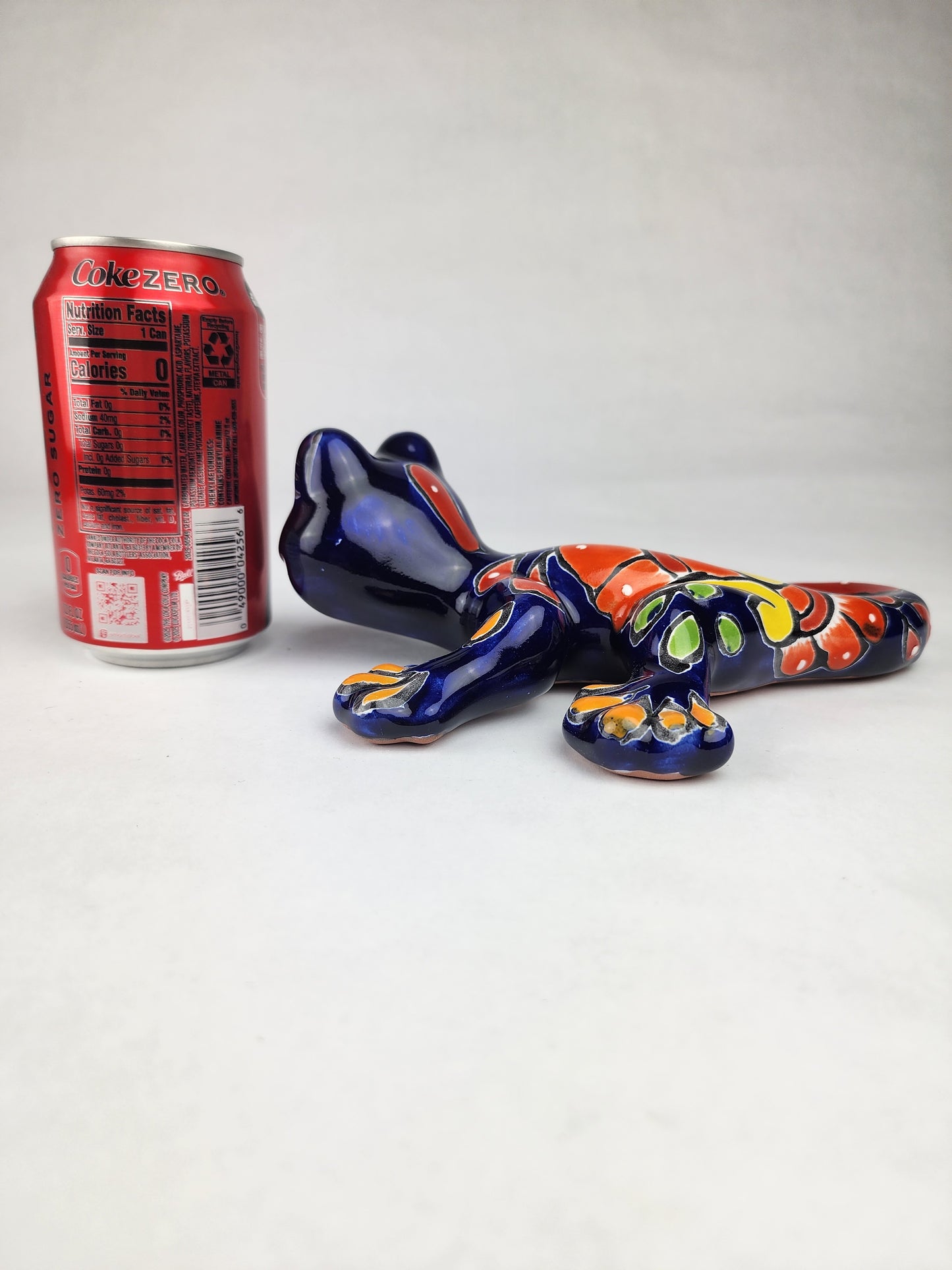 Blue Talavera Salamander – Hand-Painted Garden Wall Decor