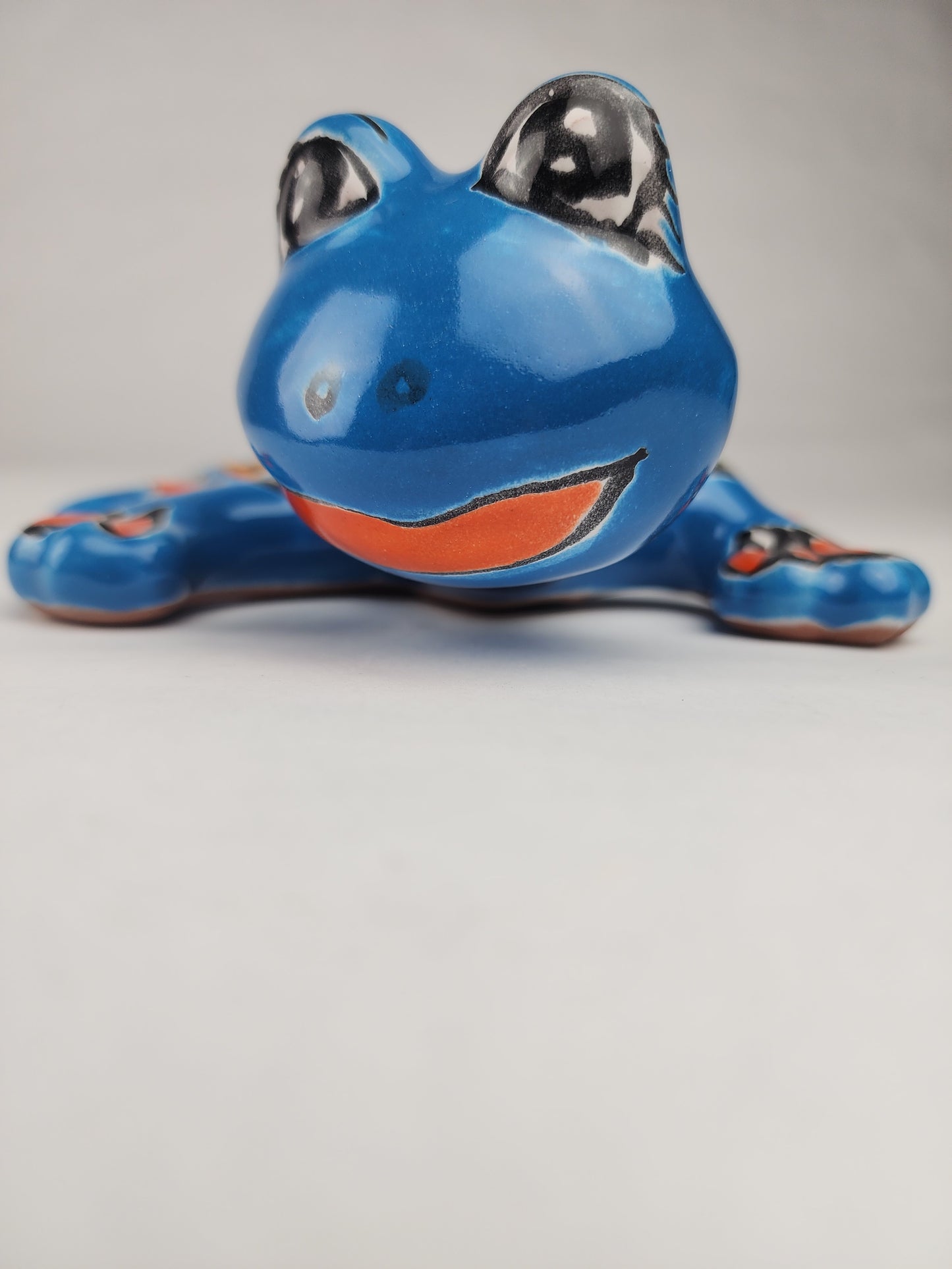 Sky Blue Talavera Salamander – Mexican Garden Wall Art