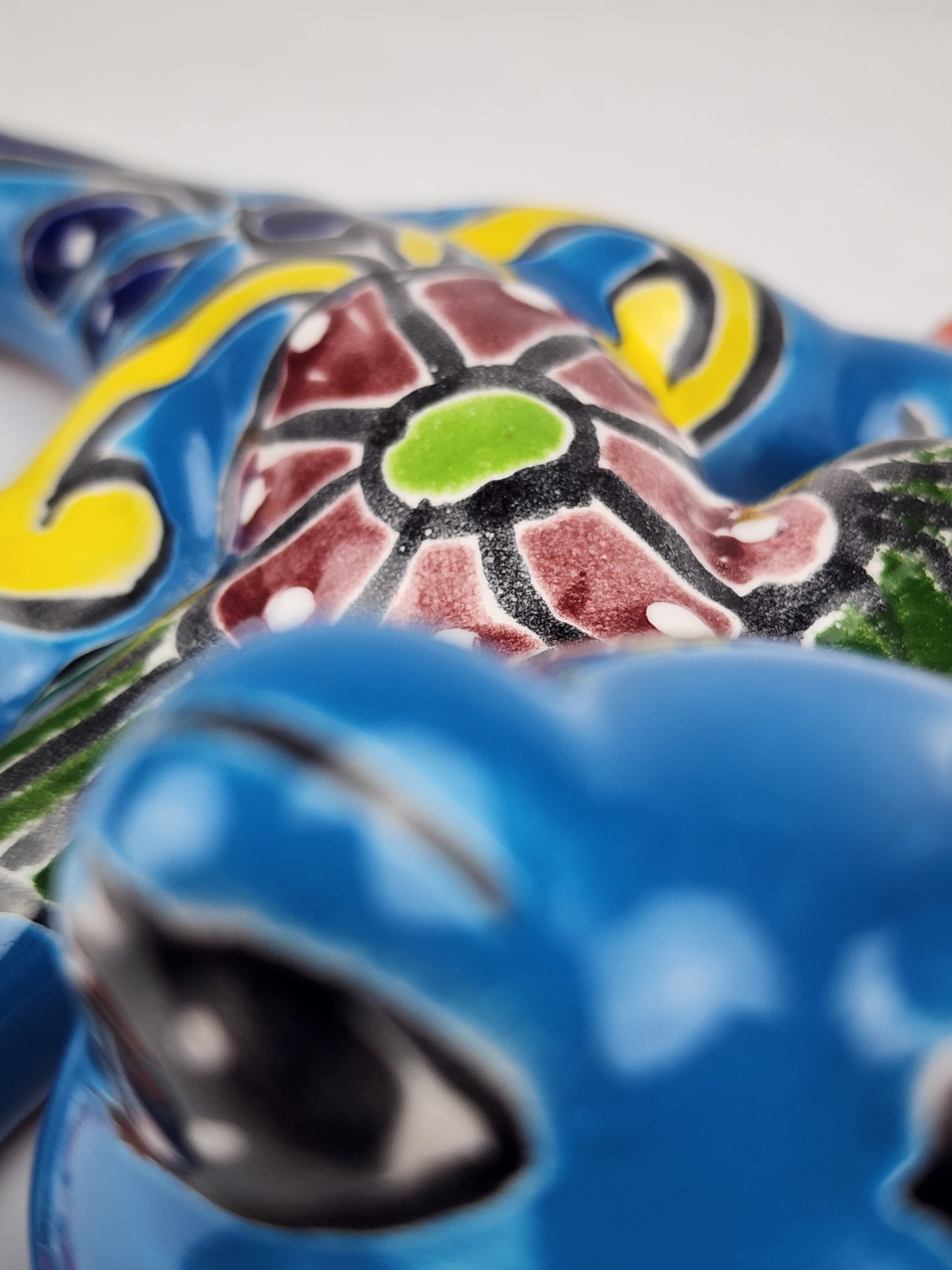 Sky Blue Talavera Salamander – Mexican Garden Wall Art