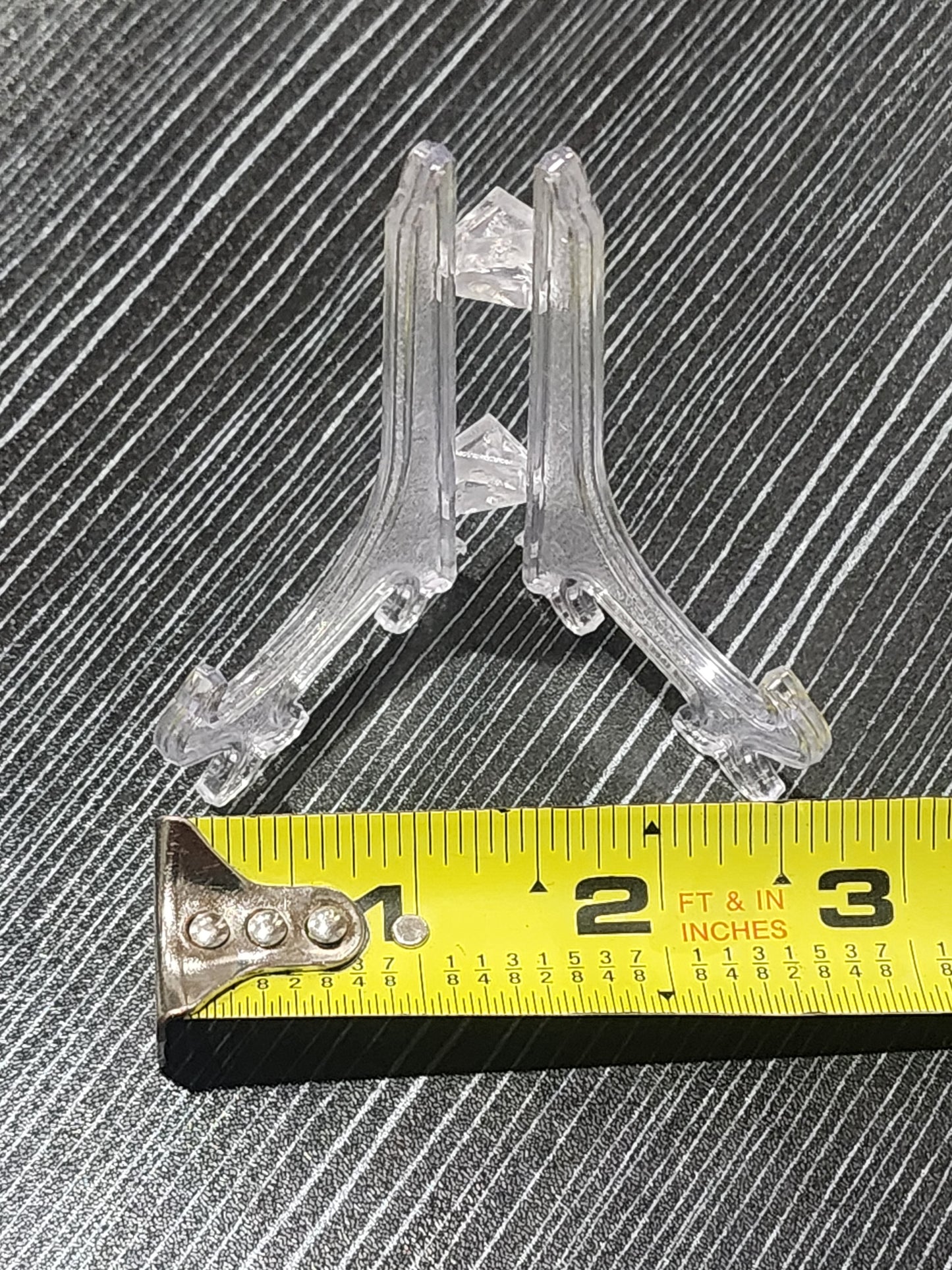 Clear Acrylic Display Stand for Lotería Tiles & Small Decorative Tiles