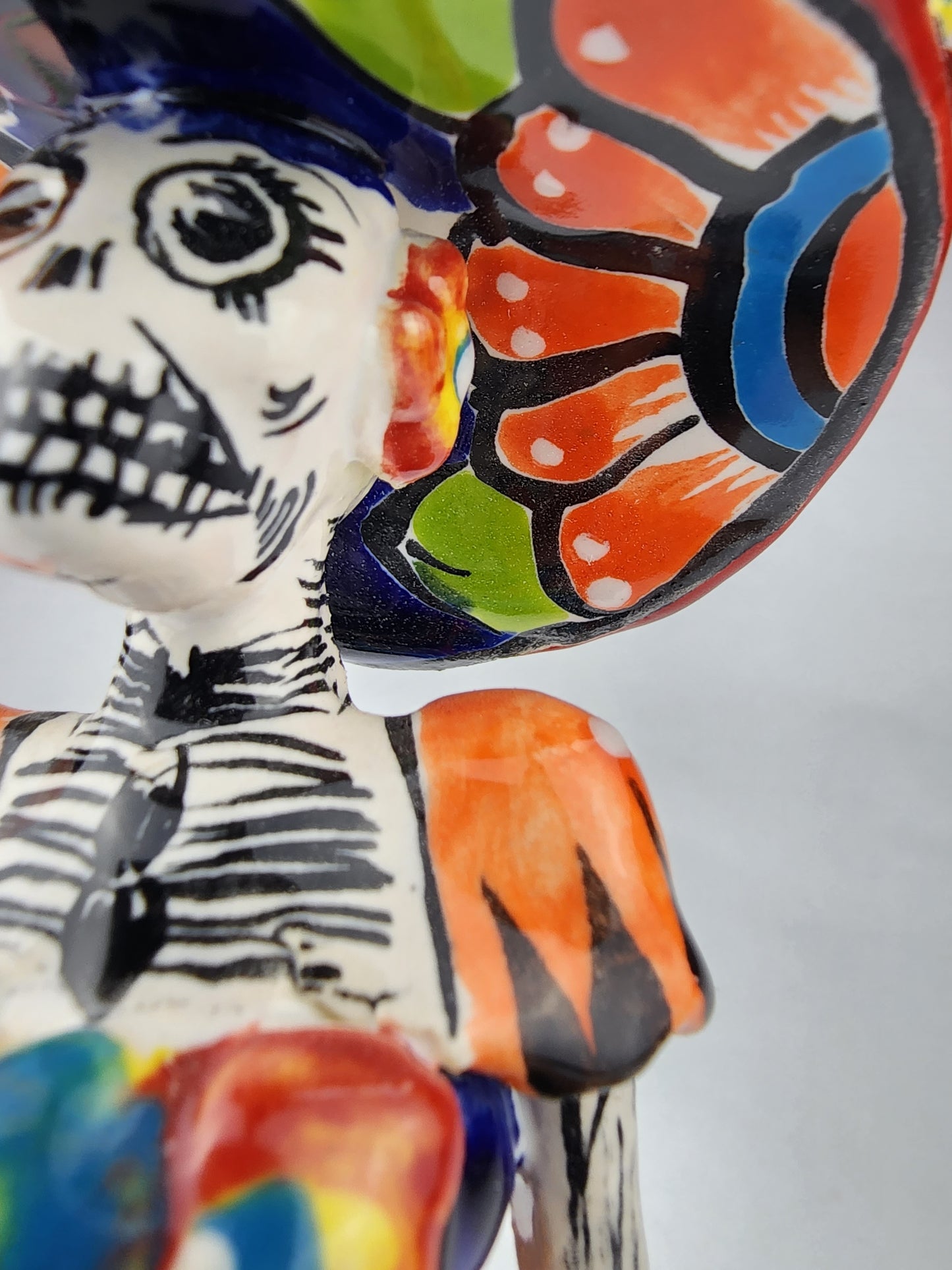 Mini Catrina Figurine - Handcrafted Ceramic Día de los Muertos Art