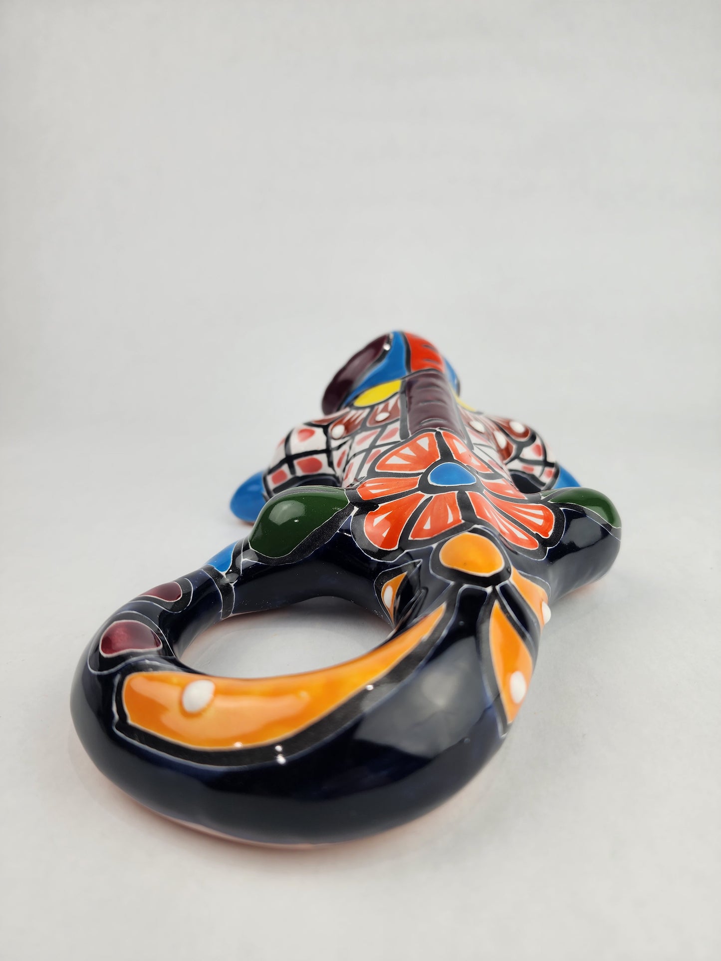 Iguana Animal Figure Mexican Talavera Folk Art Pottery Hand painted