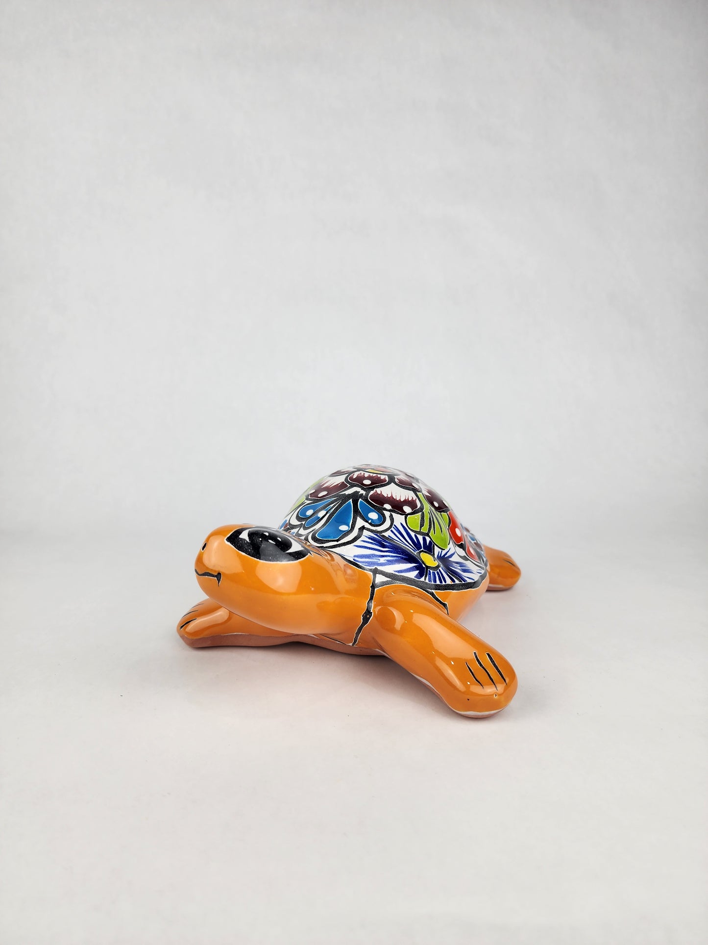 Weather-Resistant Ceramic Turtle - Handcrafted Home & Garden Art